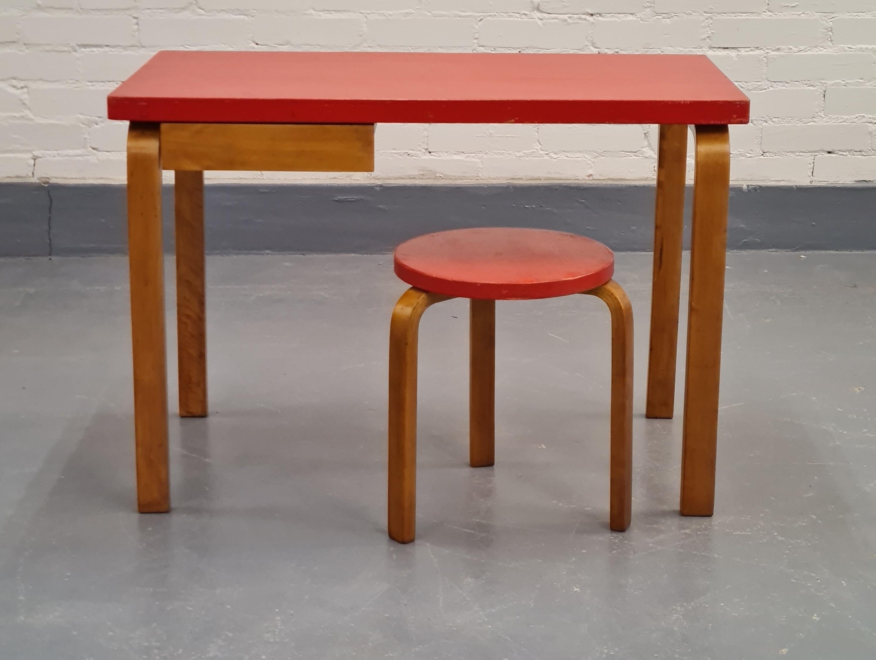 Alvar Aalto writing table and stool, Artek 2