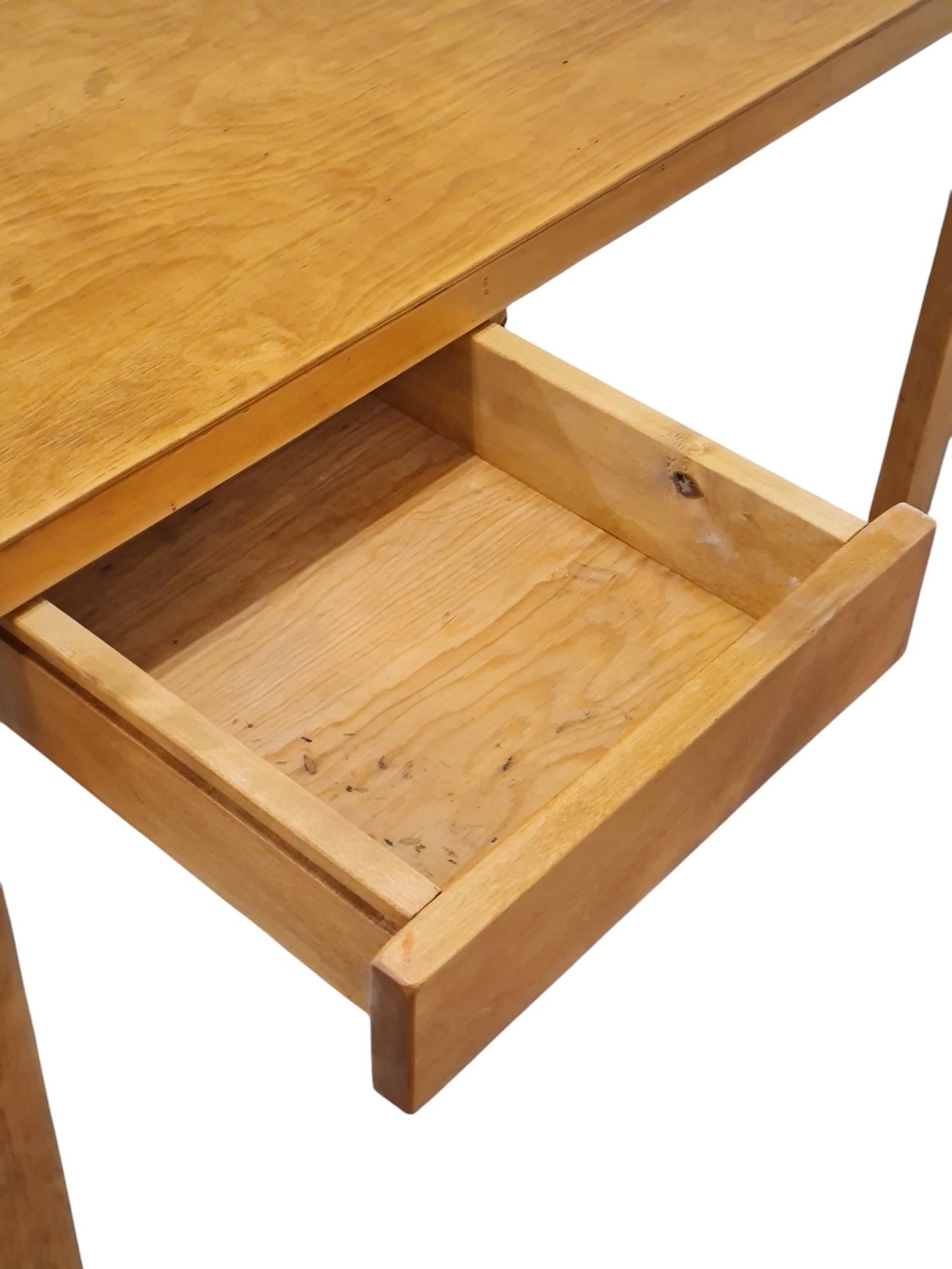 Alvar Aalto Writing Table Model K81 in Birch, Artek 1940s For Sale 2