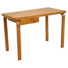 Alvar Aalto-Schreibtisch Modell K81 aus Birke, Artek 1940er Jahre