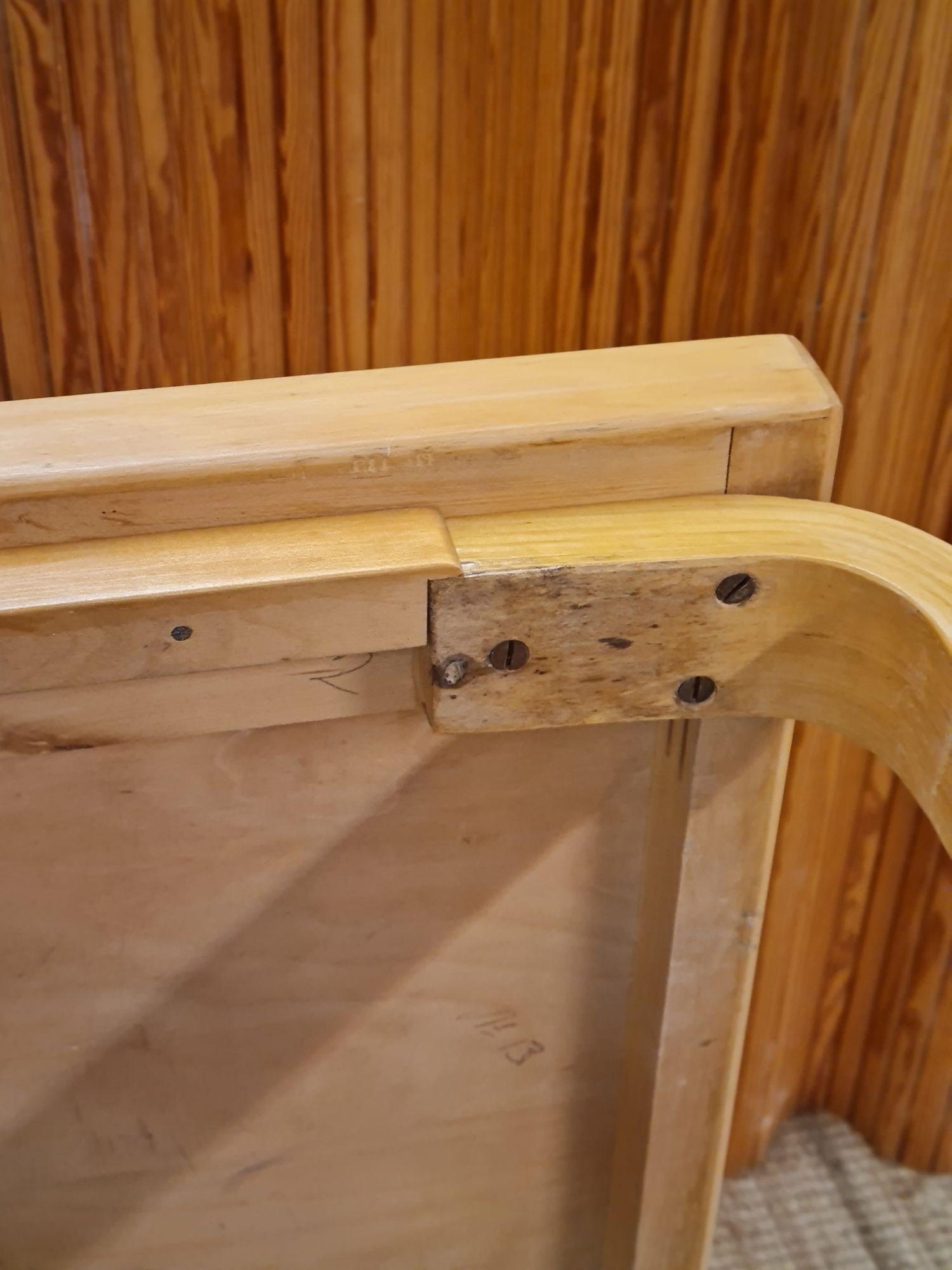 Alvar Aalto-Schreibtisch Modell K81 aus Birke und rotem Linoleum, Artek 1950er Jahre im Zustand „Gut“ im Angebot in Helsinki, FI