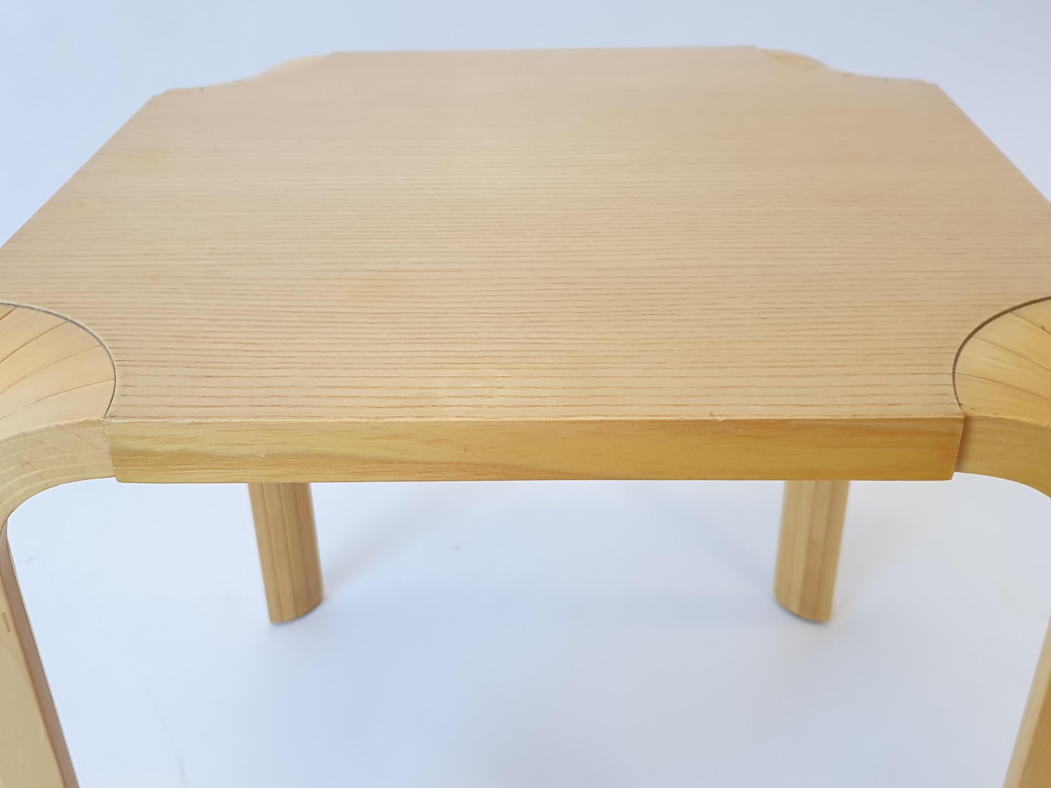 Alvar Aalto X601 stool by Artek 3