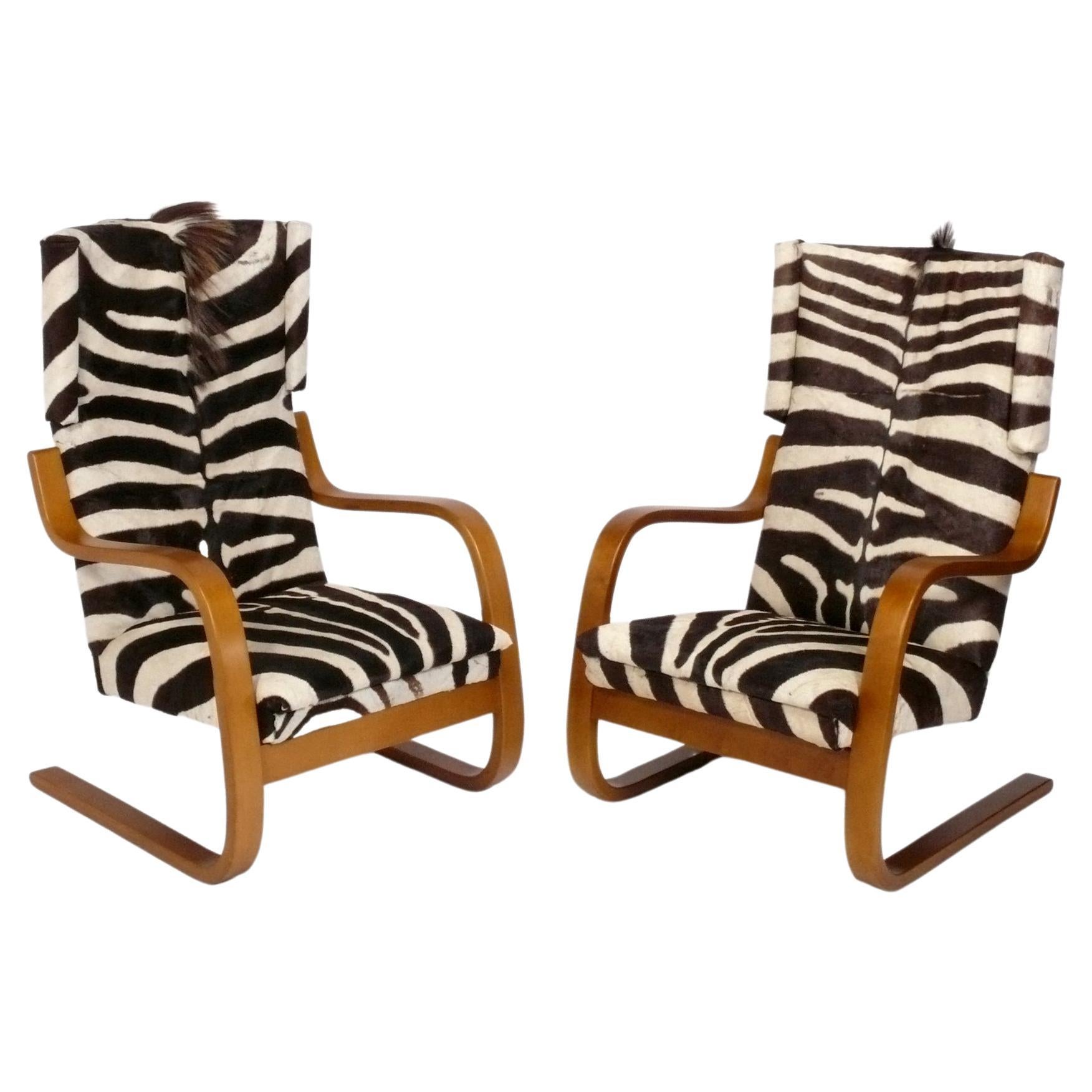 Alvar Aalto Zebra Hide Lounge Chairs Design danese moderno del Medioevo per Artek in vendita