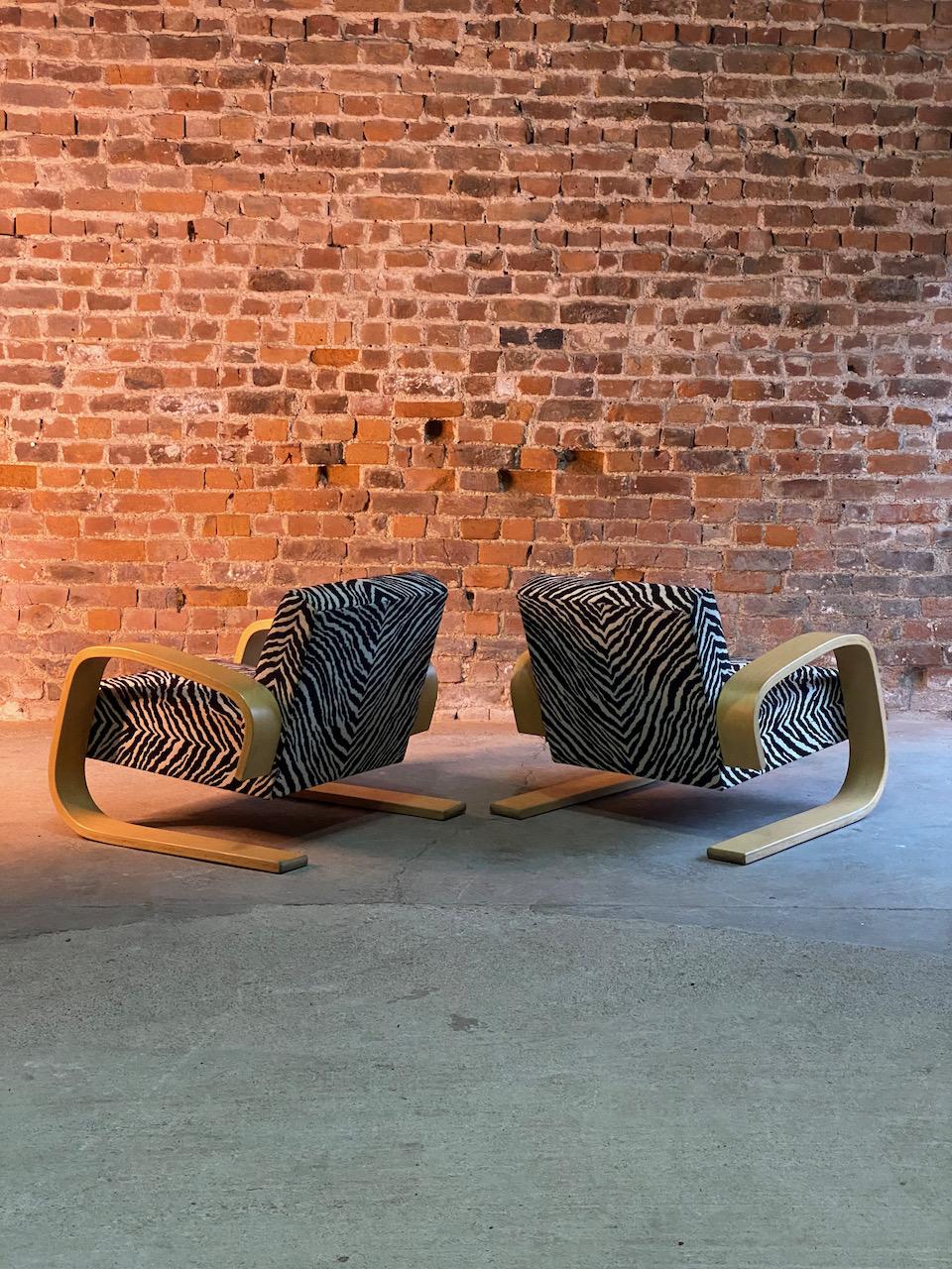 Finnish Alvar Aalto Zebra Tank Chairs Model 400 Pair by Artek, Finland, circa 1970