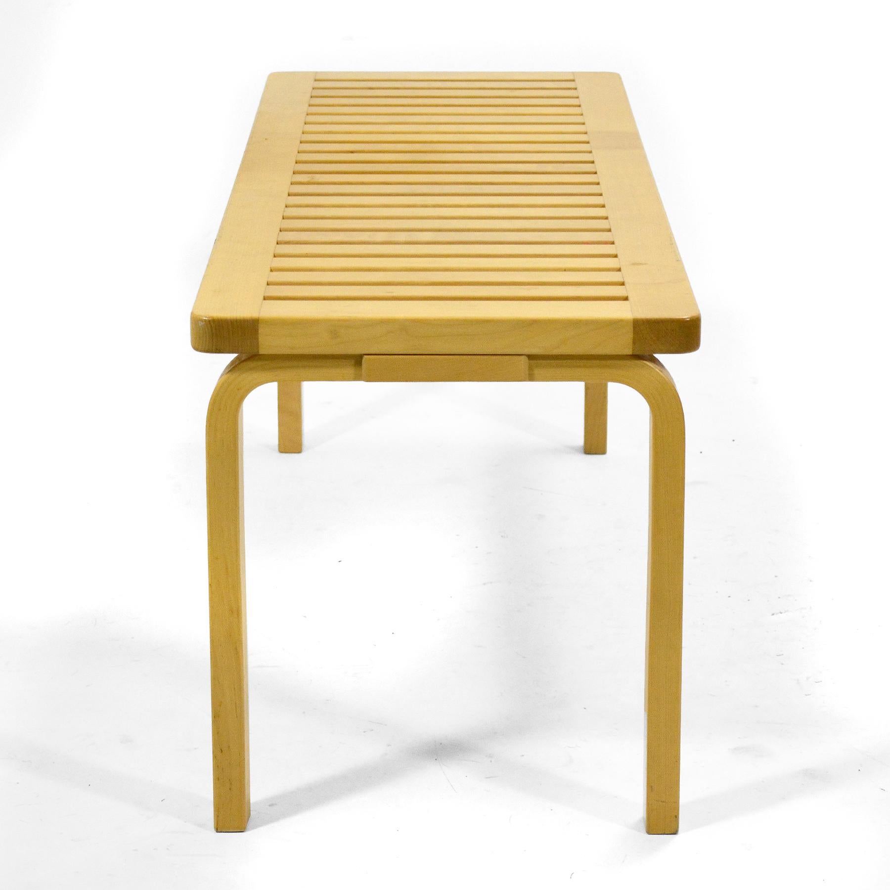 Alvar Alto Slat Bench 153A In Good Condition In Highland, IN