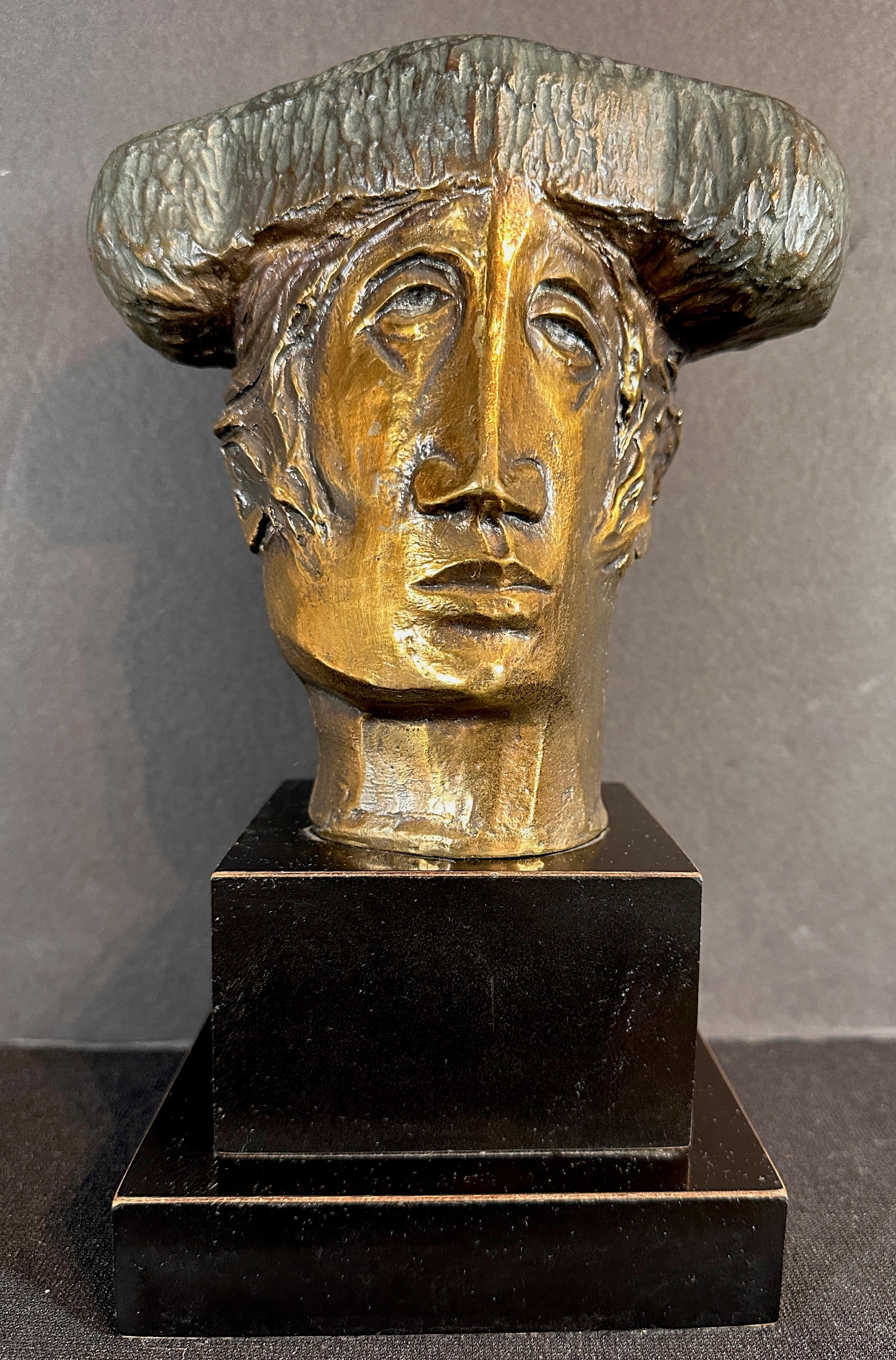 Alvar Sunol Munoz-Ramos Figurative Sculpture - Matador Sculpture