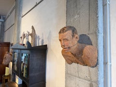 Wandskulptur, handgeschnitzte menschliche Büste, rohes Eukalyptusholz mit Stahl