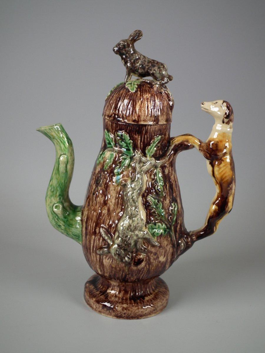 Late 19th Century Alves Majolica Palissy Hare & Hound Coffee or Teapot