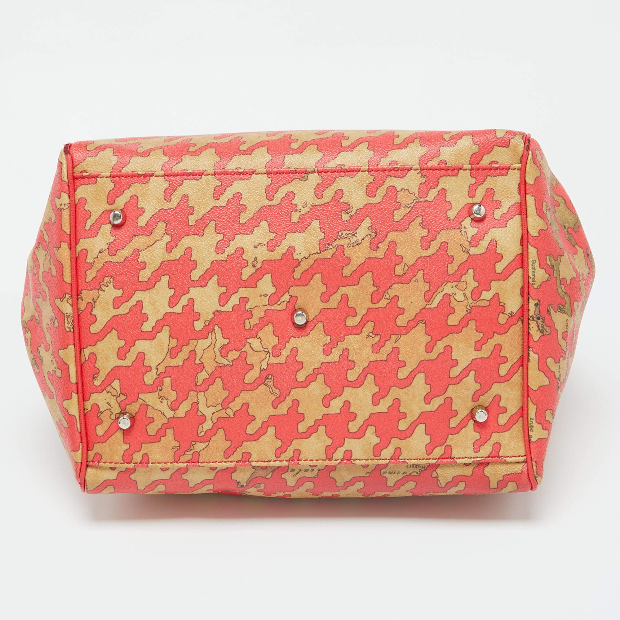 Alviero Martini 1A Classe Beige/Red Geo Print Coated Canvas and Leather Tote For Sale 4