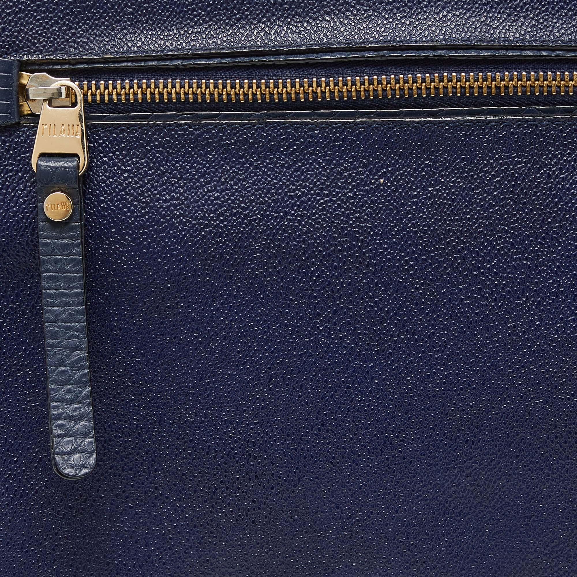 Alviero Martini 1A Classe Blue Geo Print Coated Canvas & Leather Crossbody Bag For Sale 1