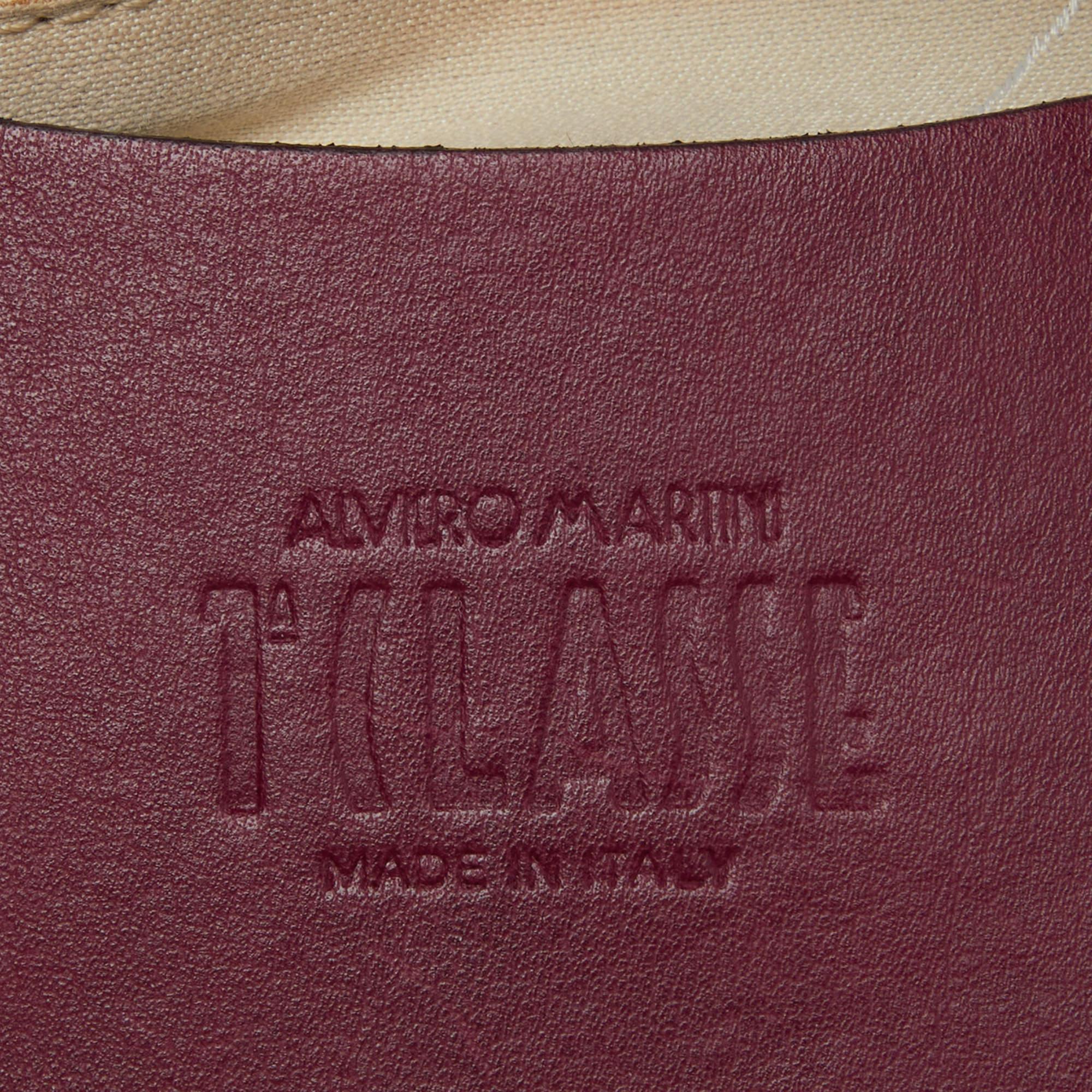 Alviero Martini 1A Classe Bourgogne Geo Print Canvas Coated Leather Crossbody Bag en vente 3