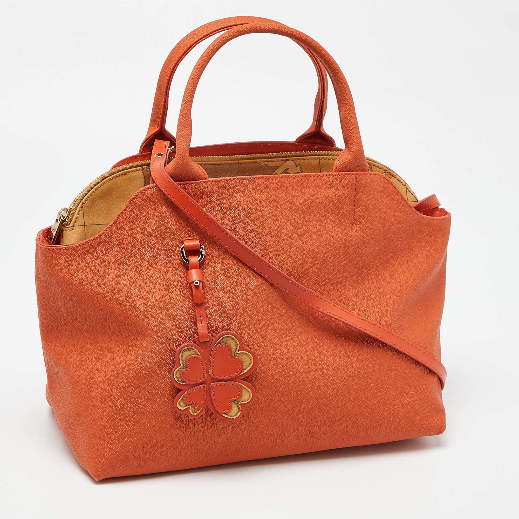 Alviero Martini 1A Classe Orange/Tan Geo Print Coated Canvas Satchel Bon état - En vente à Dubai, Al Qouz 2