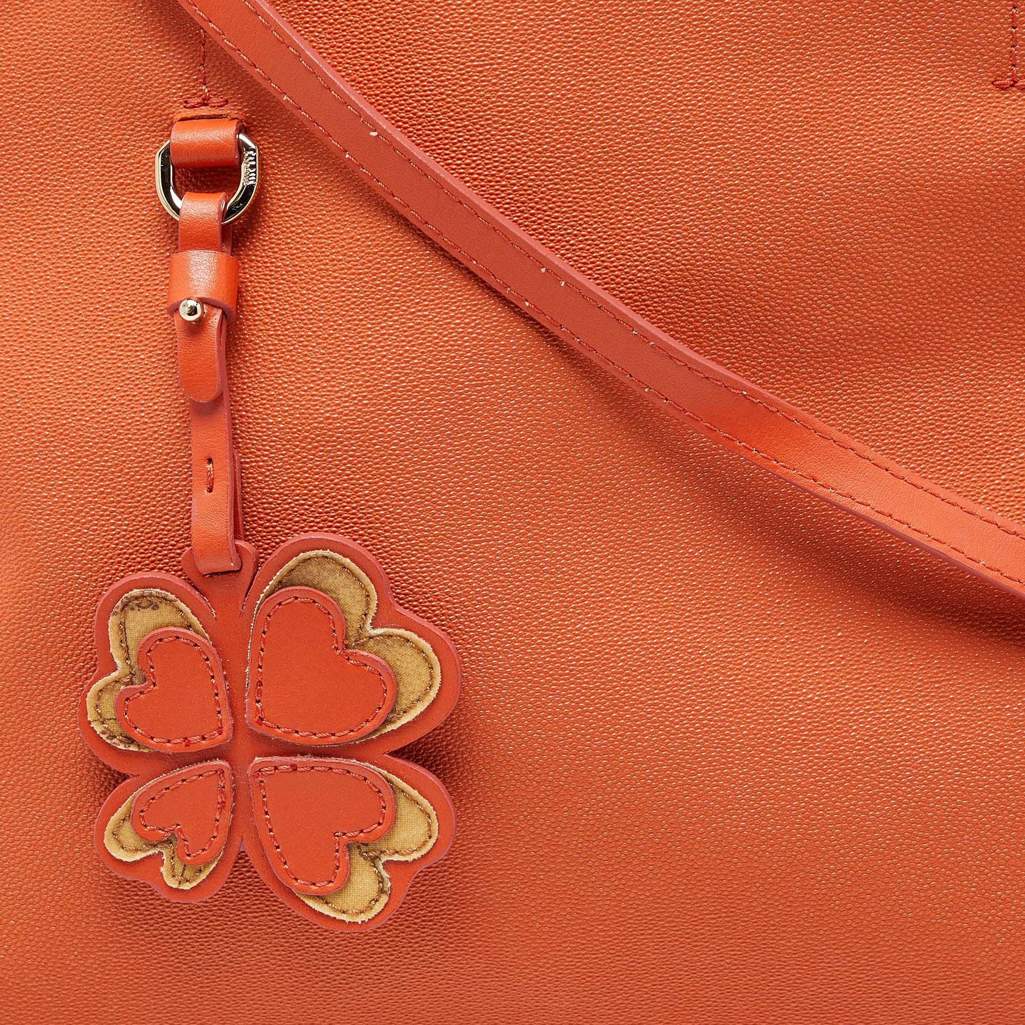 Alviero Martini 1A Classe Orange/Tan Geo Print Coated Canvas Satchel en vente 1
