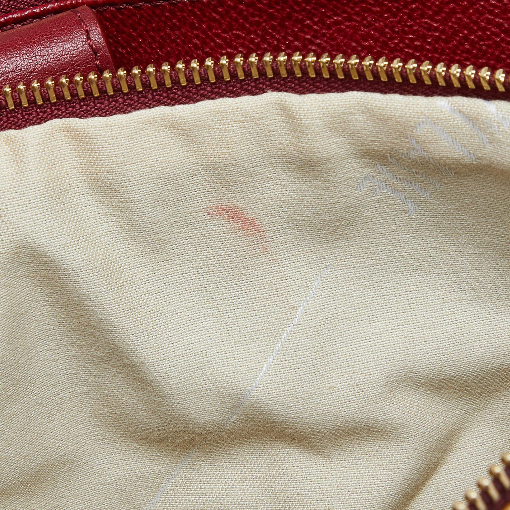 Alviero Martini 1A Classe rouge/beige Geo Print Fourre-tout en toile et cuir en vente 3