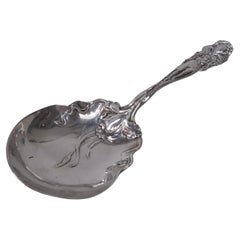 Alvin Art Nouveau Berry Spoon in Hard-to-Find Raphael Pattern