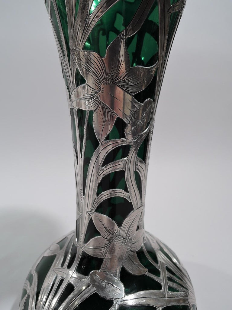 Alvin Art Nouveau Green Glass Vase With Daffodil Silver Overlay For Sale At 1stdibs