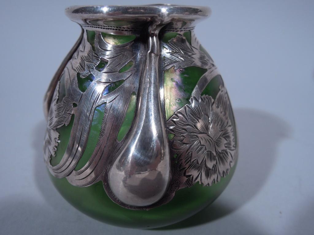 Alvin Art Nouveau Iridescent Green Glass Silver Overlay Bud Vase In Good Condition In New York, NY