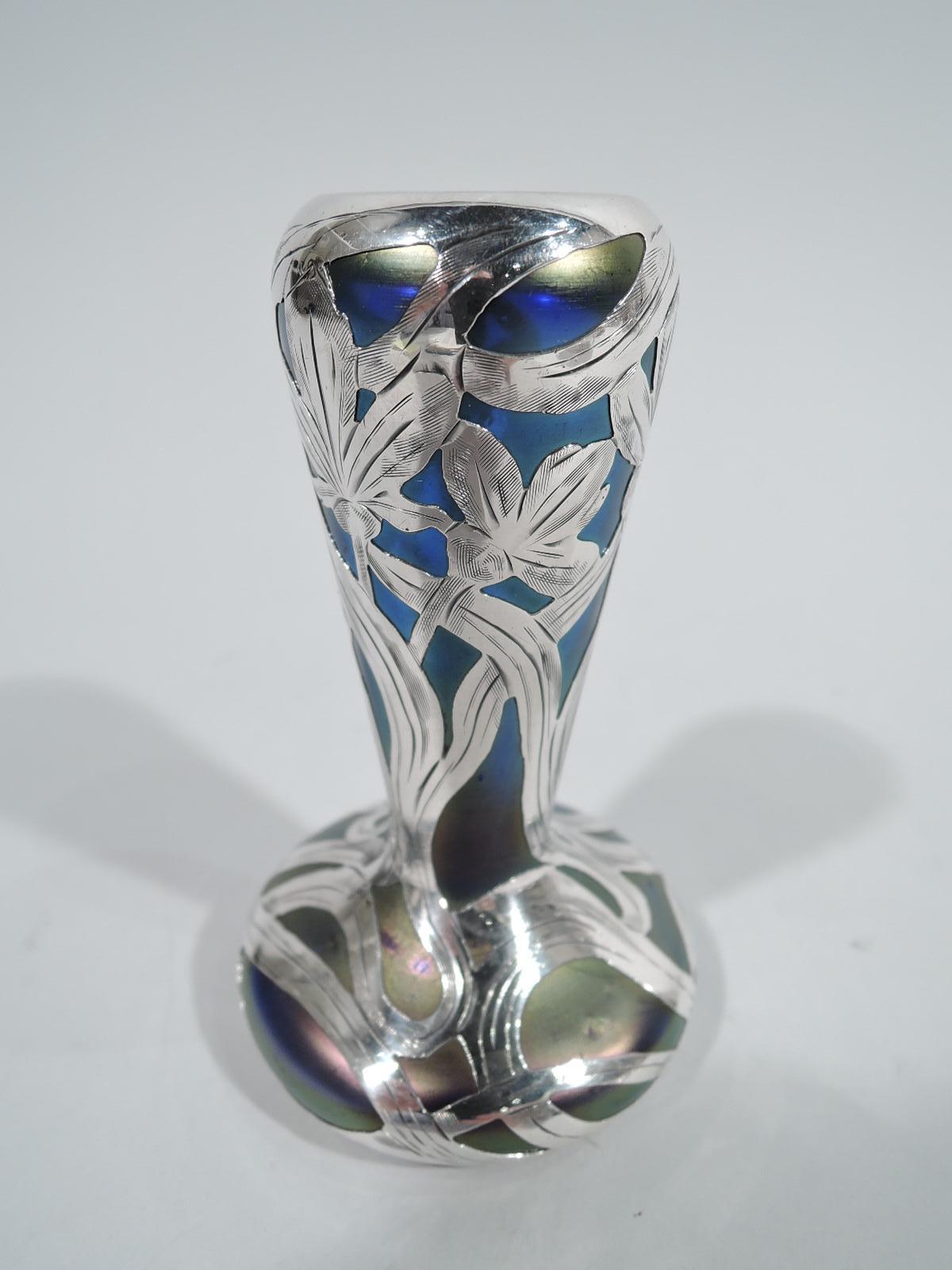 Alvin Austrian Art Nouveau Iridescent Silver Overlay Bud Vase In Excellent Condition In New York, NY