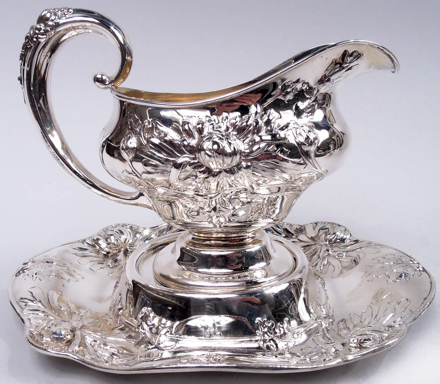 Alvin Japonesca Crisantemo de plata de ley Gravy Boat sobre soporte Estadounidense en venta