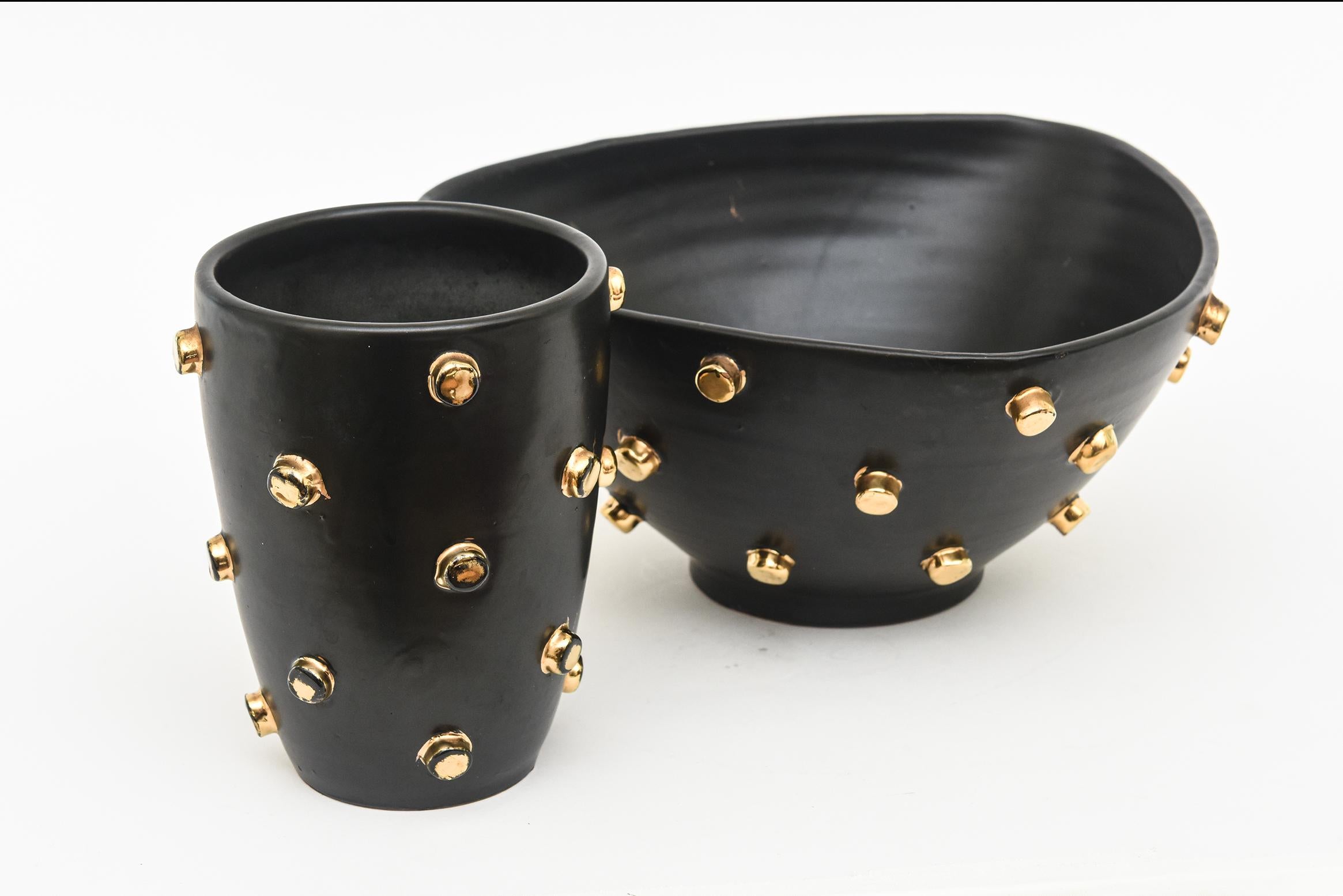 Italian Alvino Bagni for Bitossi Black Ceramic Bowl and Vase with Gold Studs Vintage  For Sale