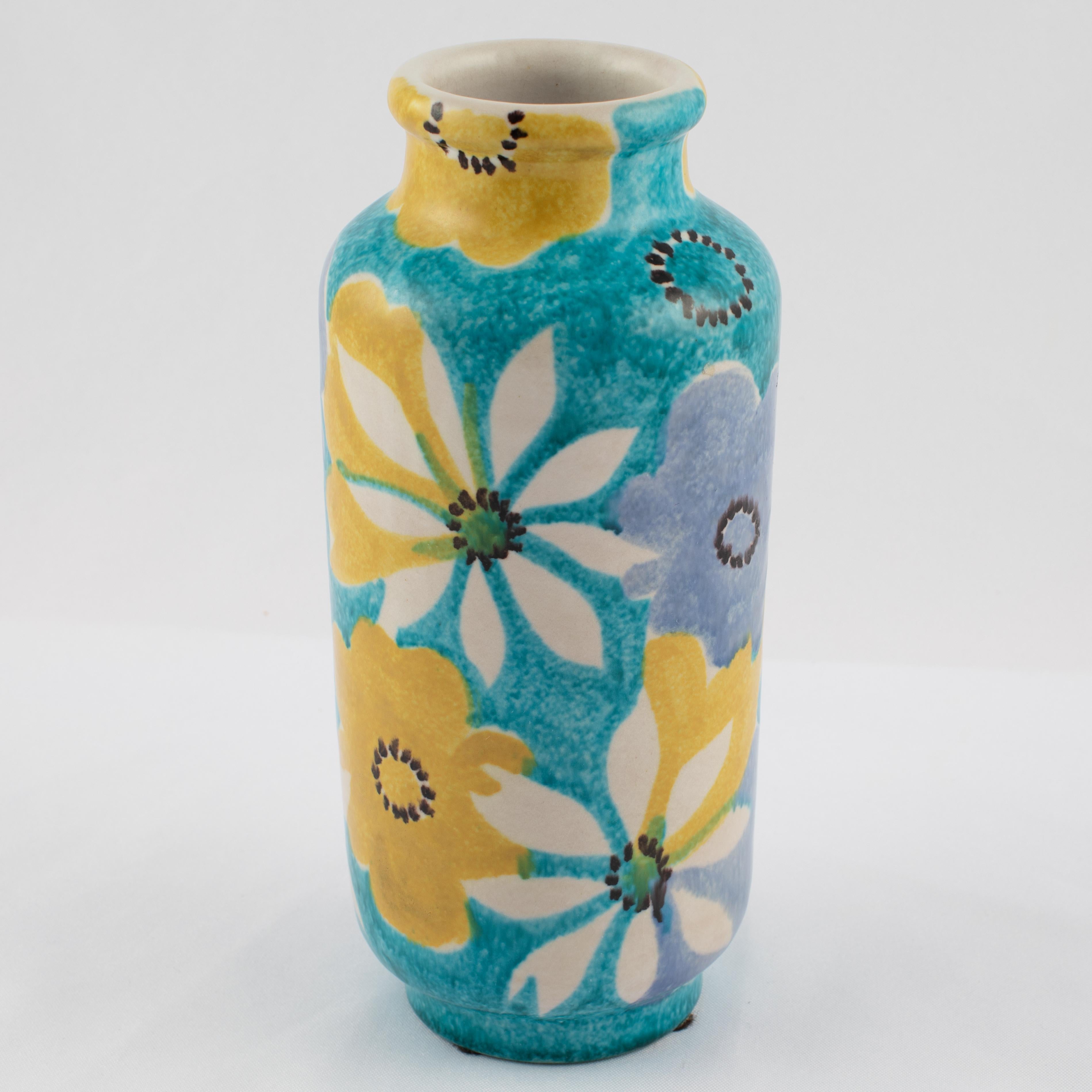 Alvino Bagni for Raymor Aqua Vase with Flowers, circa 1960s In Good Condition For Sale In Brooklyn, NY