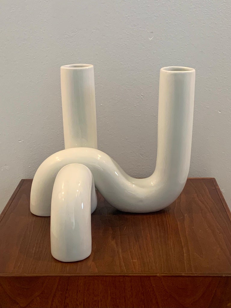 Alvino Bagni for Raymor “Tubo” Vases, Pair In Good Condition For Sale In DELRAY BEACH, FL