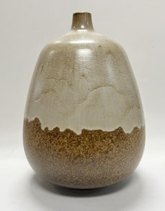 Alvino Bagni Large 2 Tone Ceramic Pottery Vase Raymor