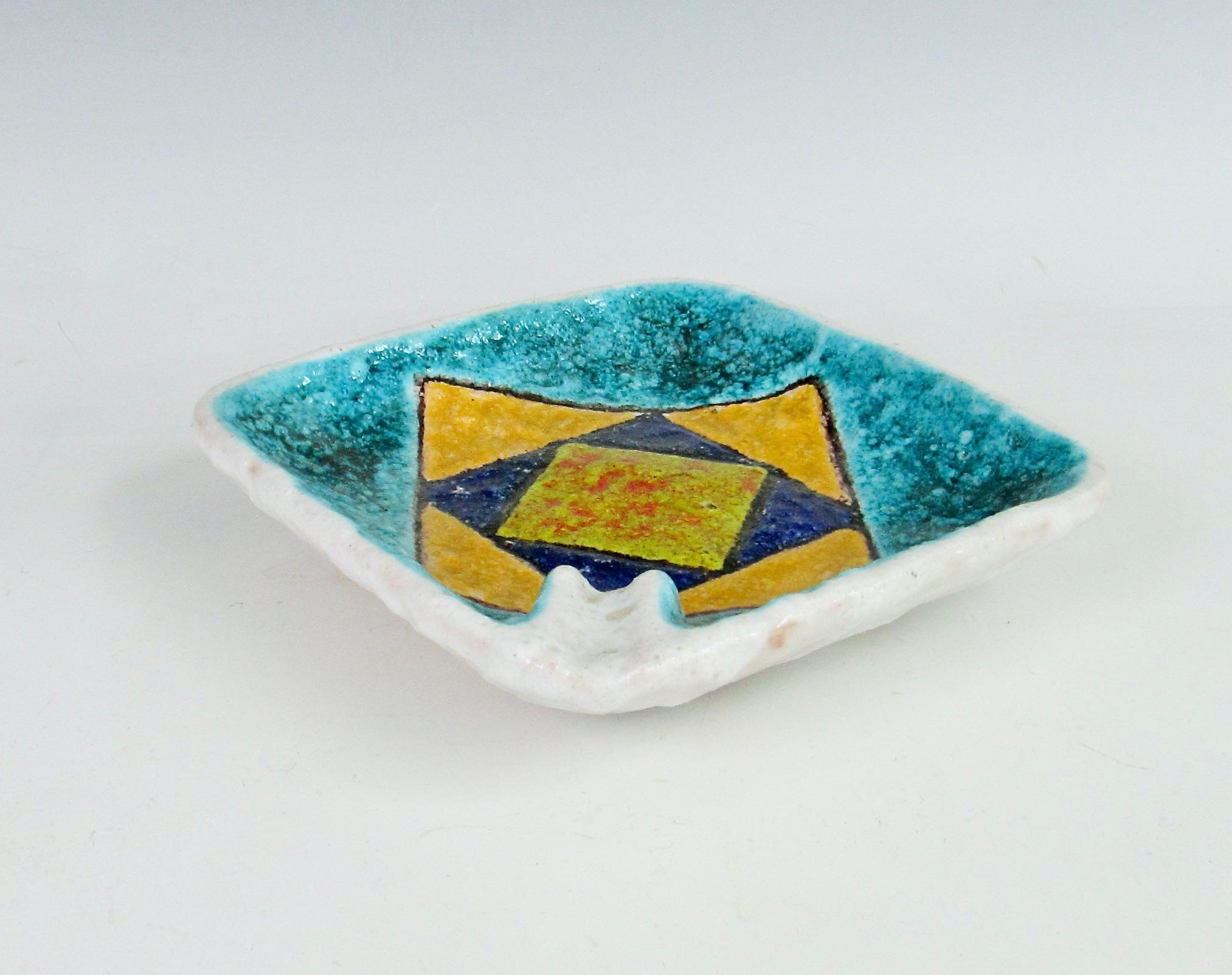Pottery Alvino Bagni Style Aqua Yellow Blue on White Raymor Italy Lava Glazed Ashtray For Sale