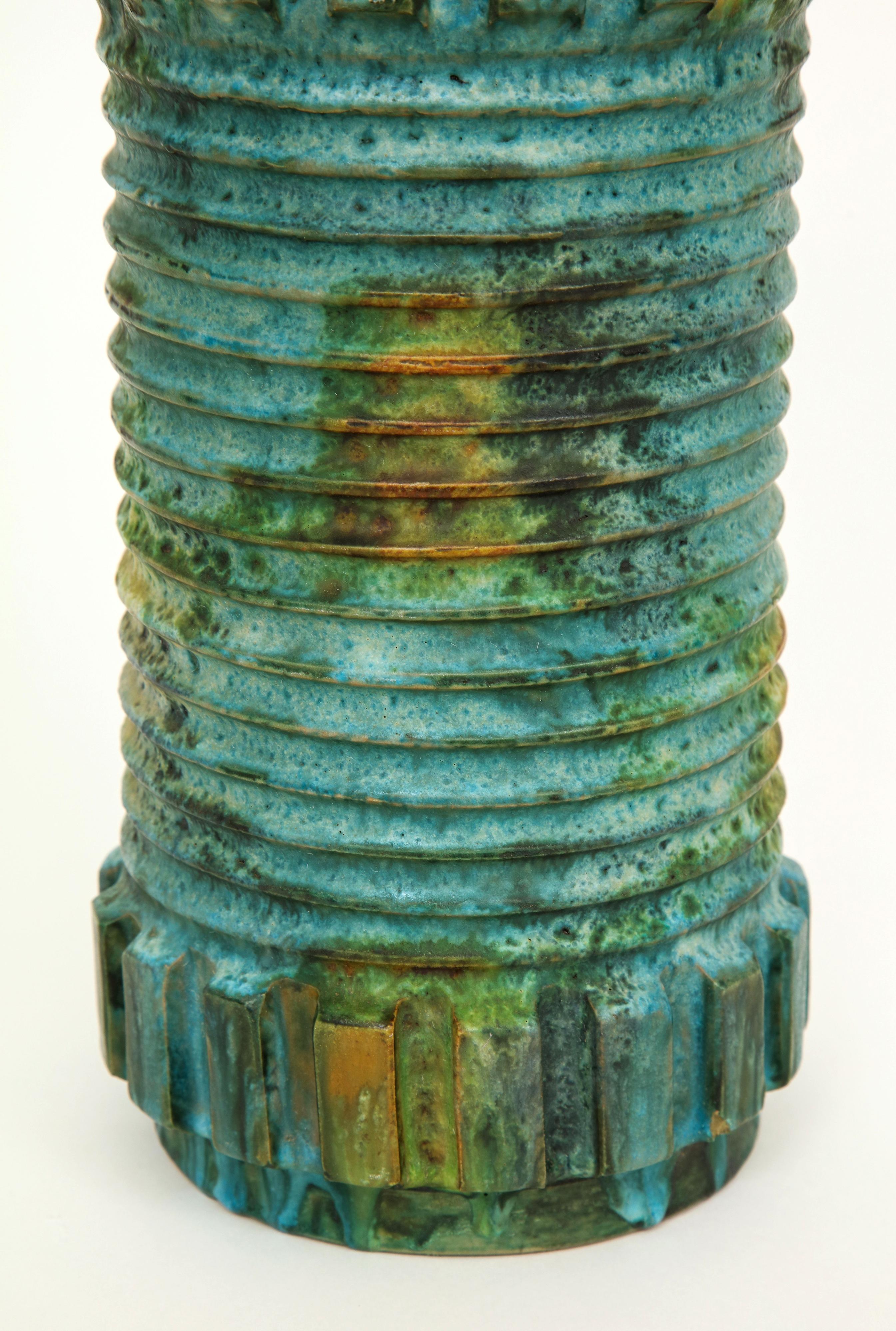 Vase von Alvino Bagni in Meeresschaum-Farben im Zustand „Gut“ im Angebot in New York, NY