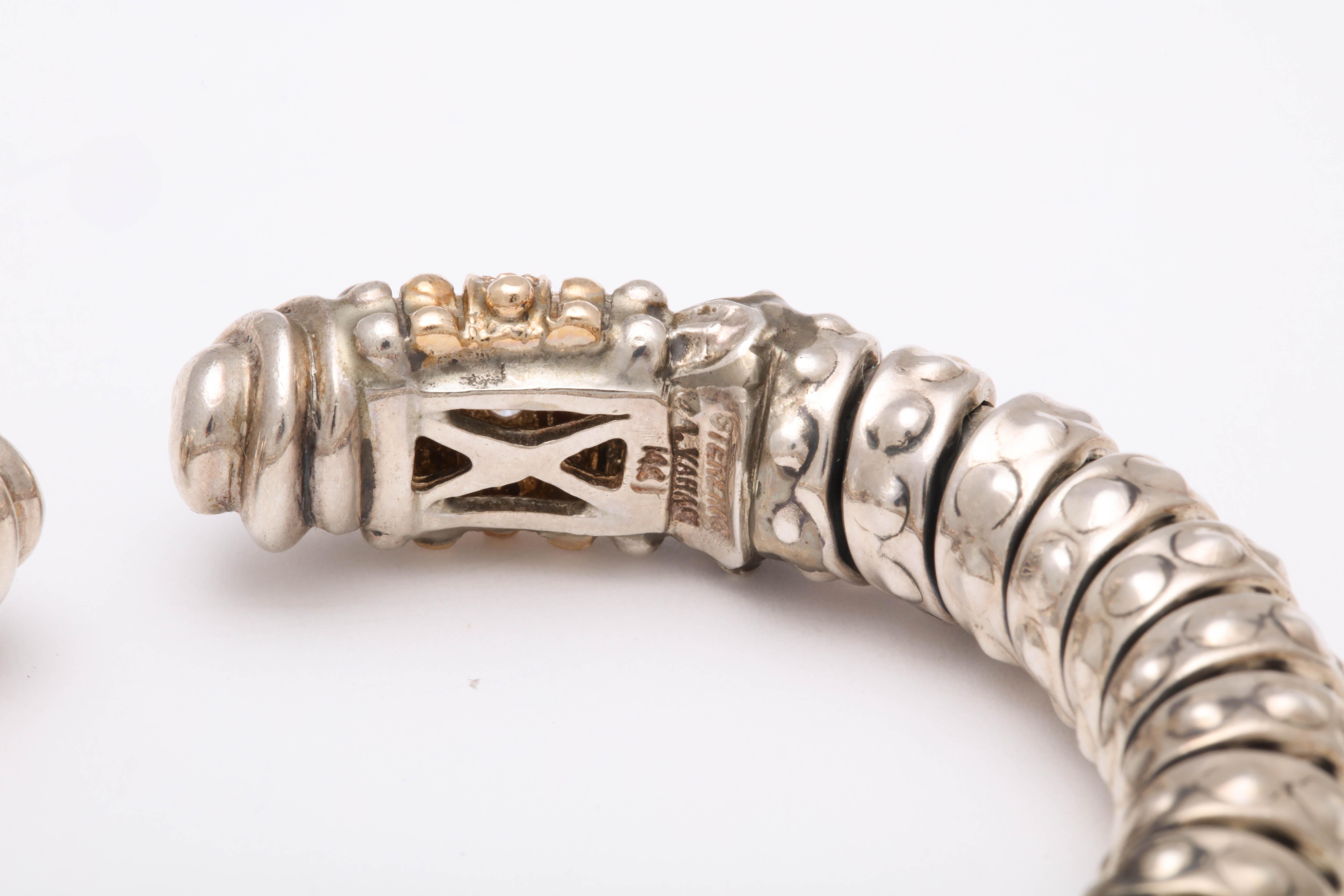 Baroque Alwand Vahan Silver Gold and Diamond Flexible Bangle For Sale