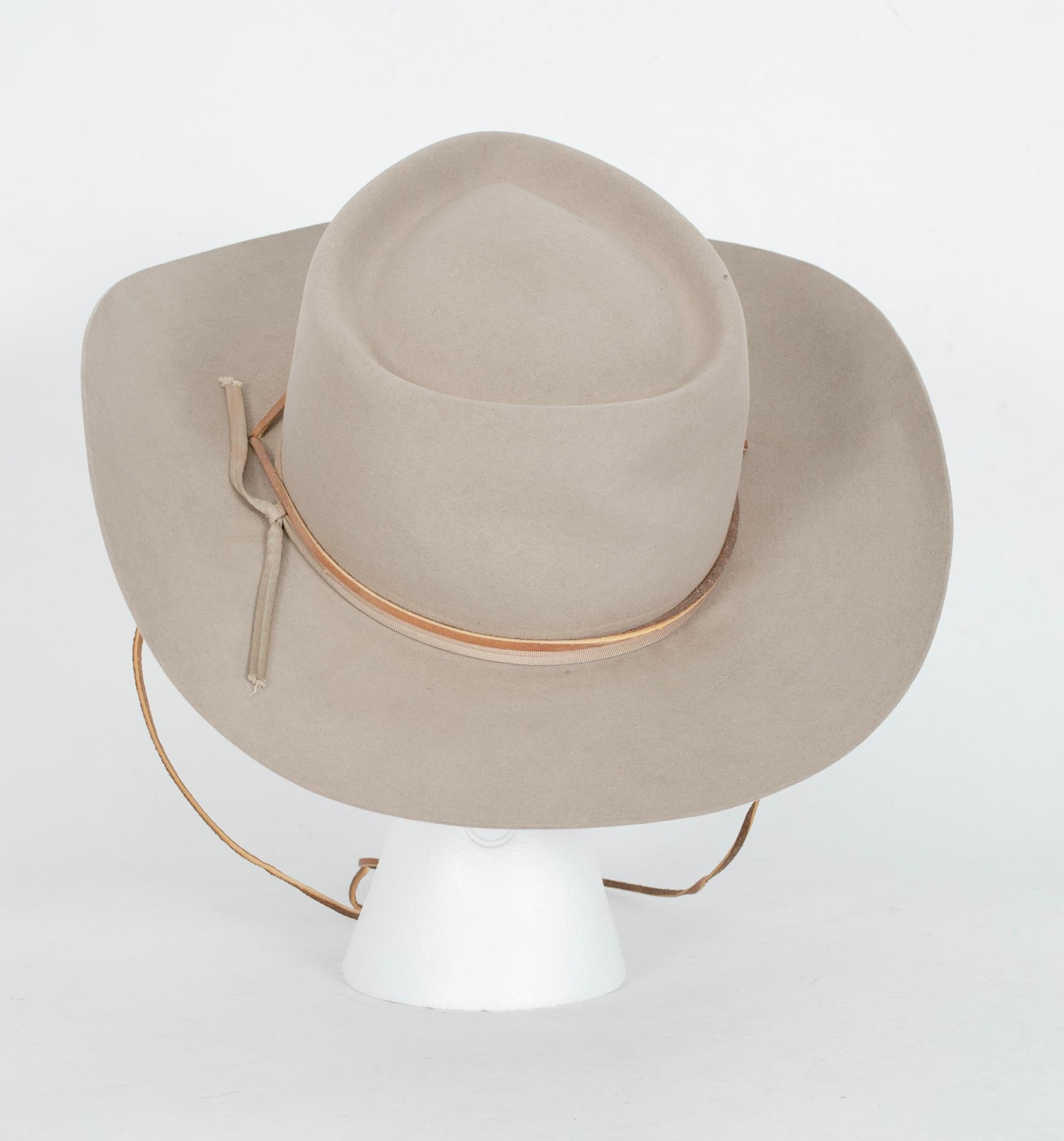 Women's or Men's Always on Top Taupe Felt Gambler Style Cowboy Stetson Hat – S-M, 1950s For Sale