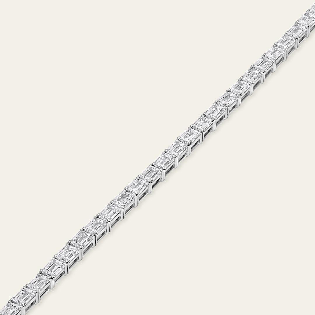 Bracciale Alya con diamanti taglio smeraldo da 13 carati In condizioni Nuovo in vendita a New York, NY