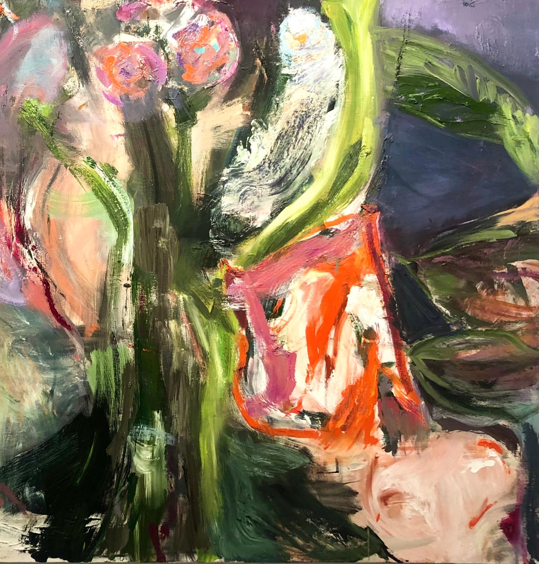 Pittura astratta scura con fiori e figure; fiori selvatici, 2024 - Figurative Painting Grigio di Alysha Grace Marko