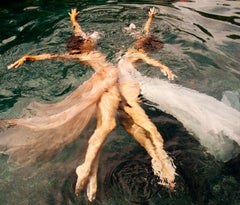 „On the Misty Face of Open Water“, zeitgenössische figurale Fotografie, 24 x 27