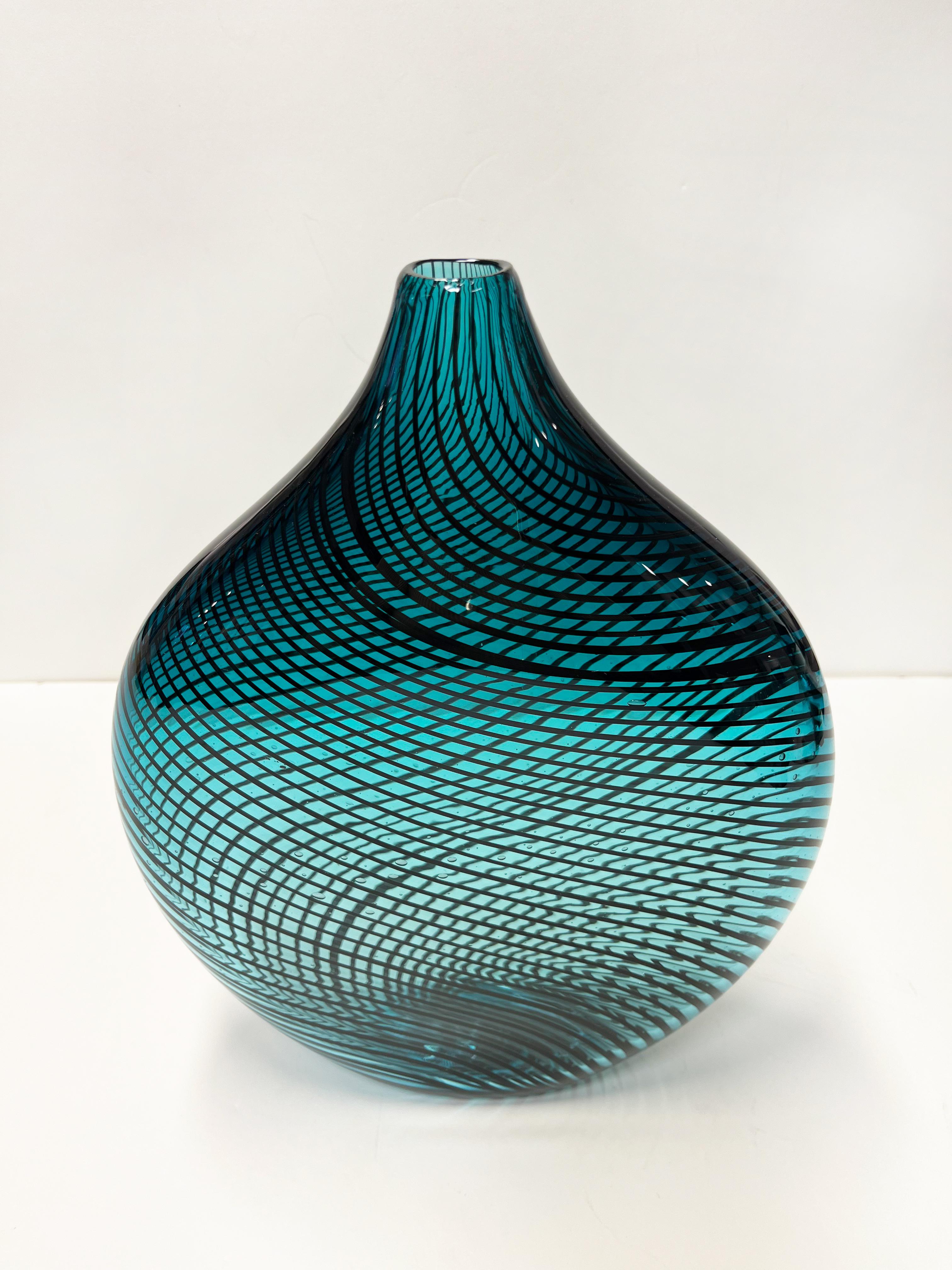 Lagoon swirl cane glass vessel decorative object - Gray Abstract Sculpture by Alyssa Getz & Tom Cudmore