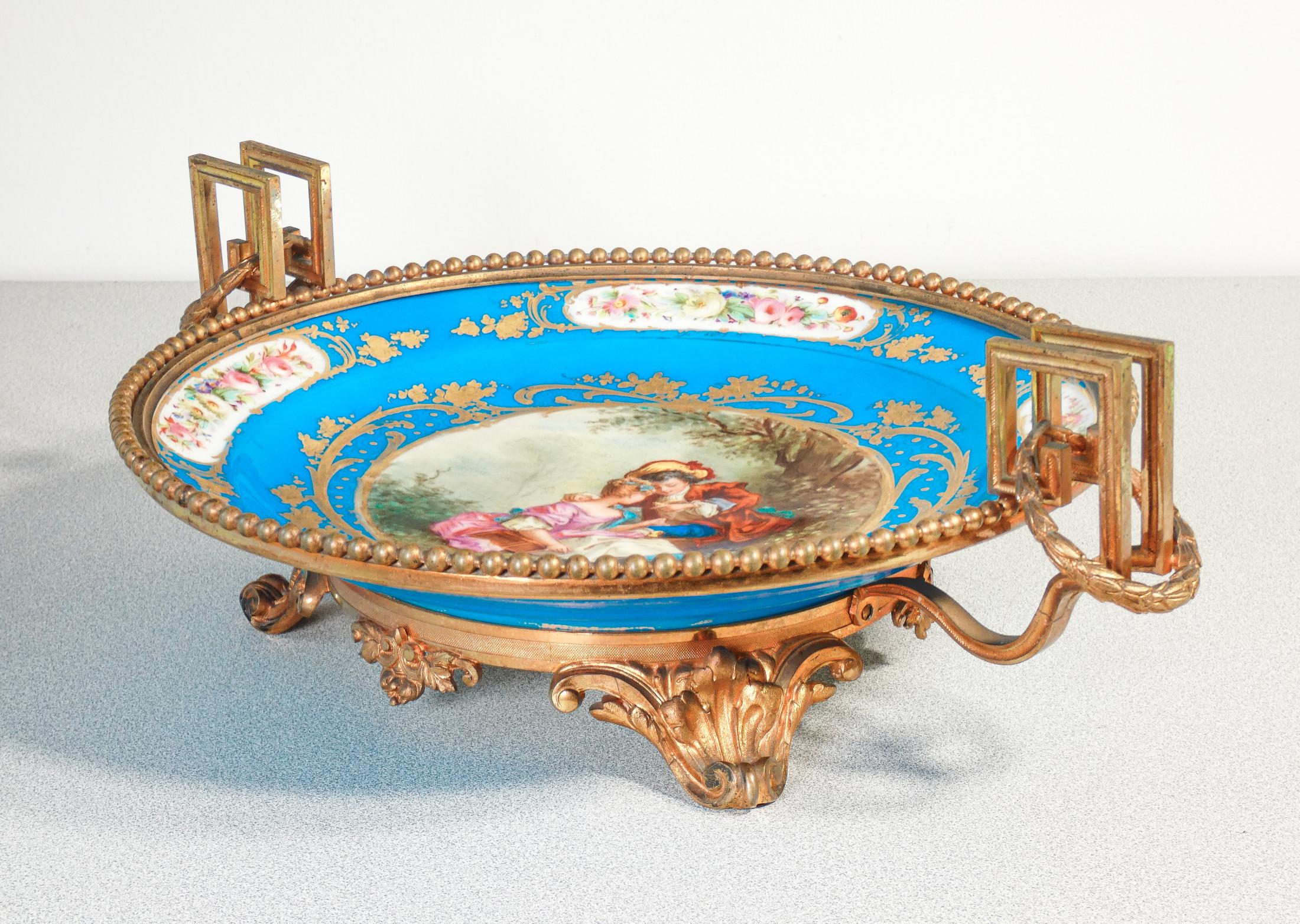 20th Century Hand-painted French porcelain riser with gallant scene. Early twentieth century