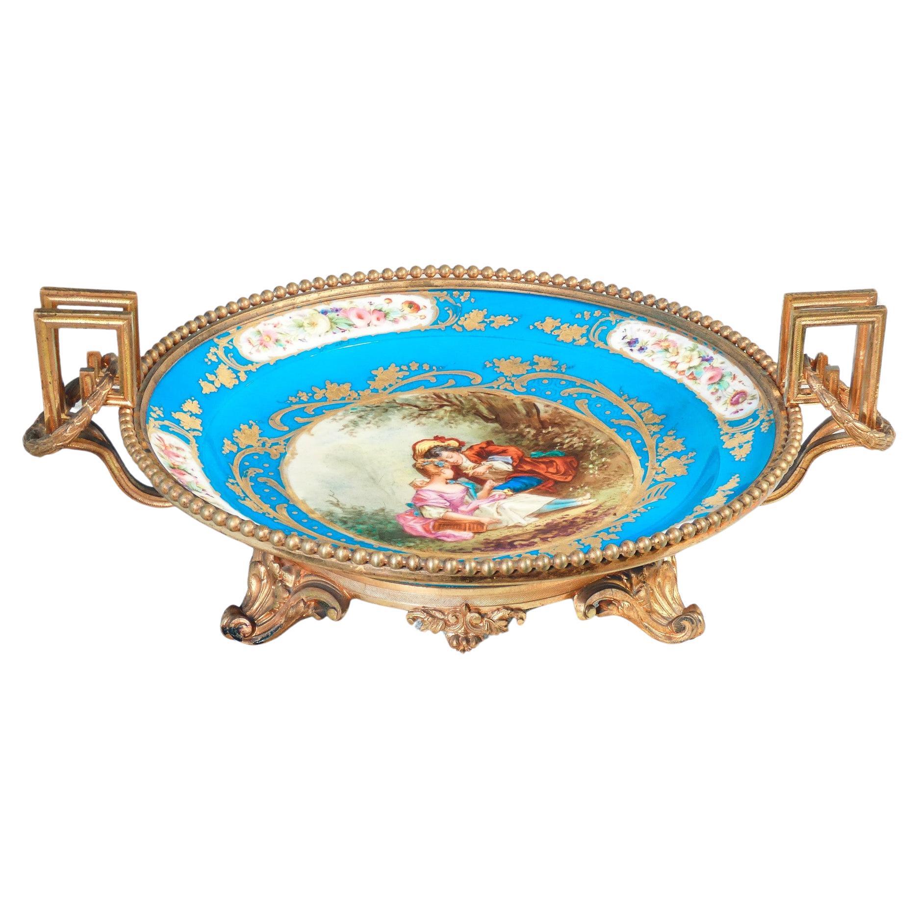 Hand-painted French porcelain riser with gallant scene. Early twentieth century