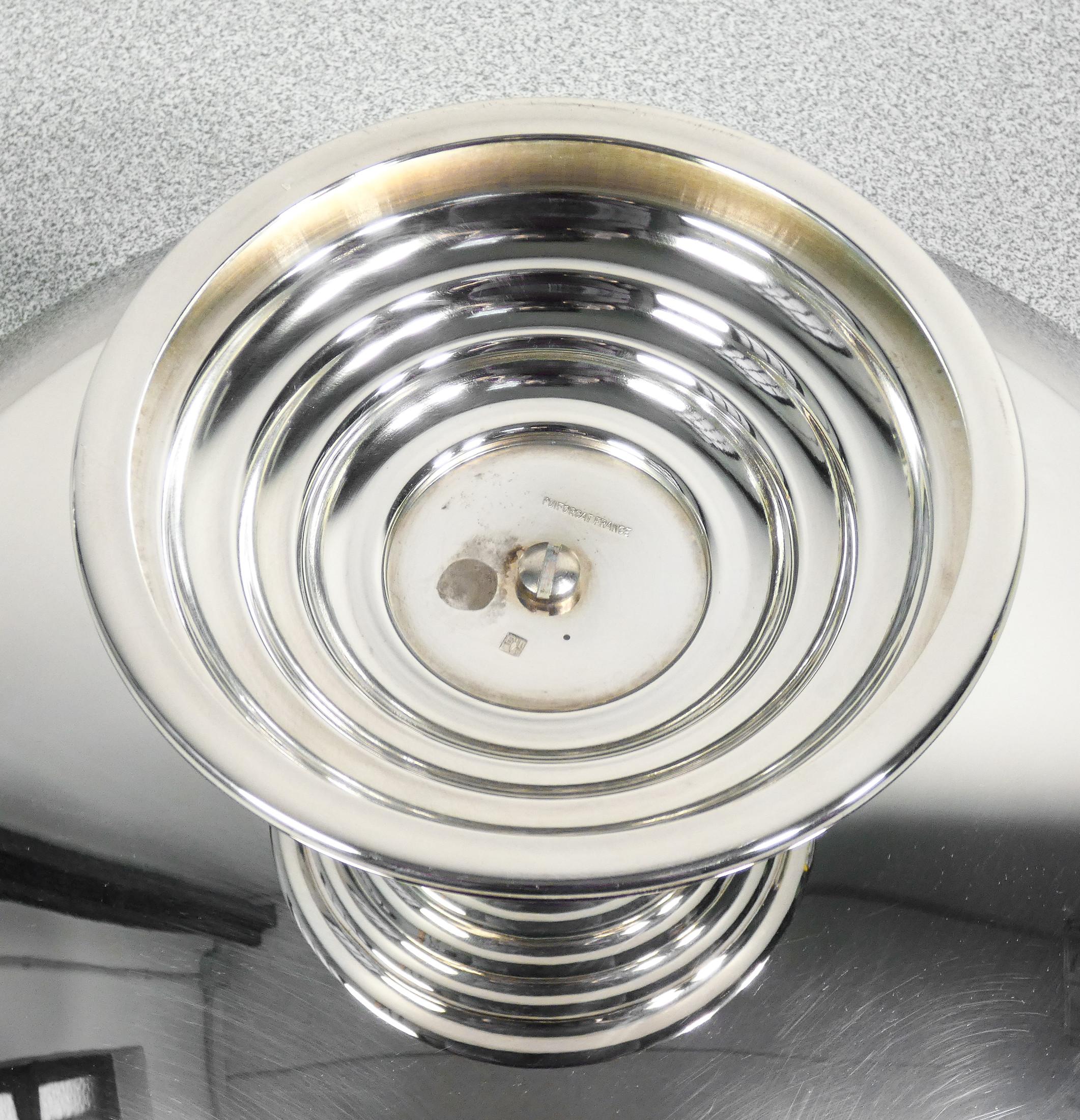 Setzstufe aus Silberblech im Art Deco-Stil, von PUIFORCAT Emile, mit lackiertem Sockel (Late 20th Century) im Angebot