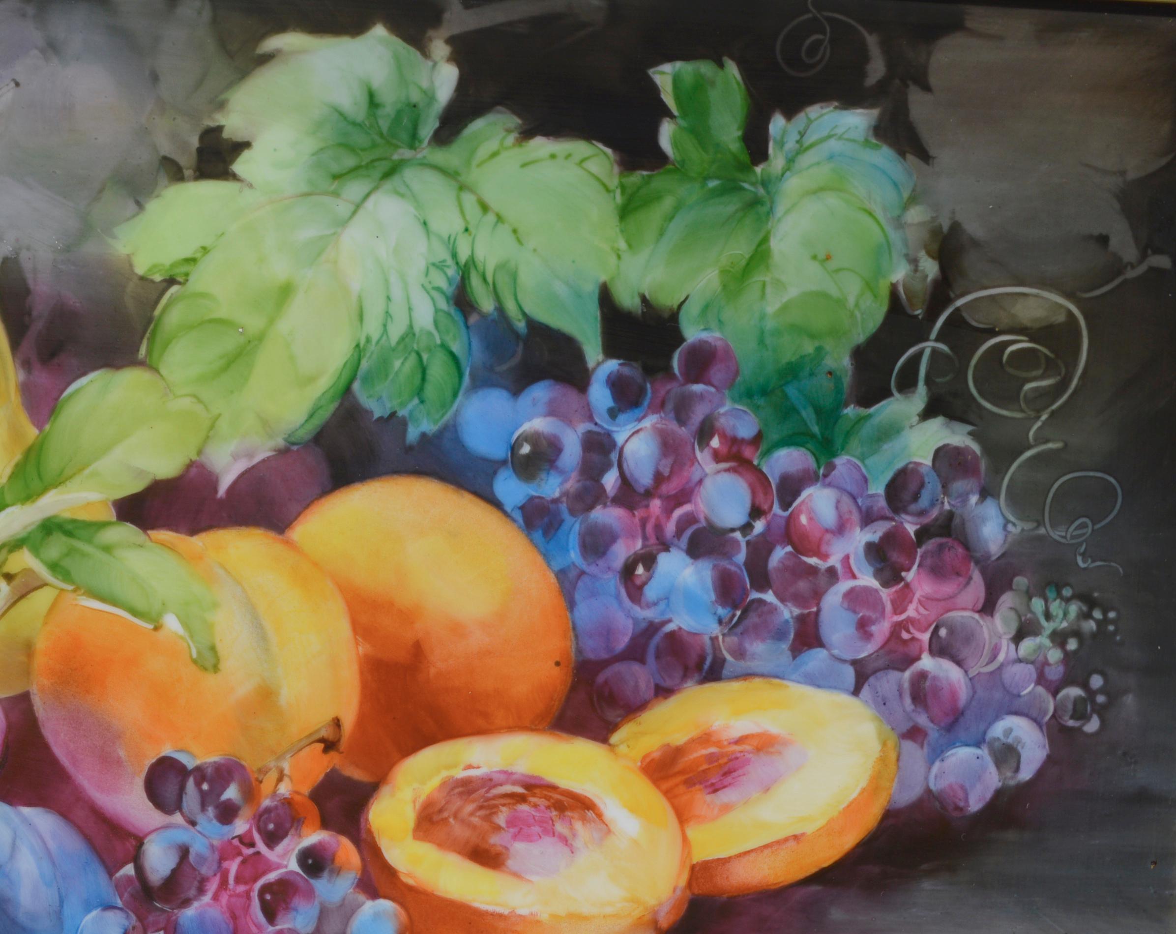 Cosecha abundante - Bodegón de frutas de verano - Interior Painting Gris de Alzora Zaremba