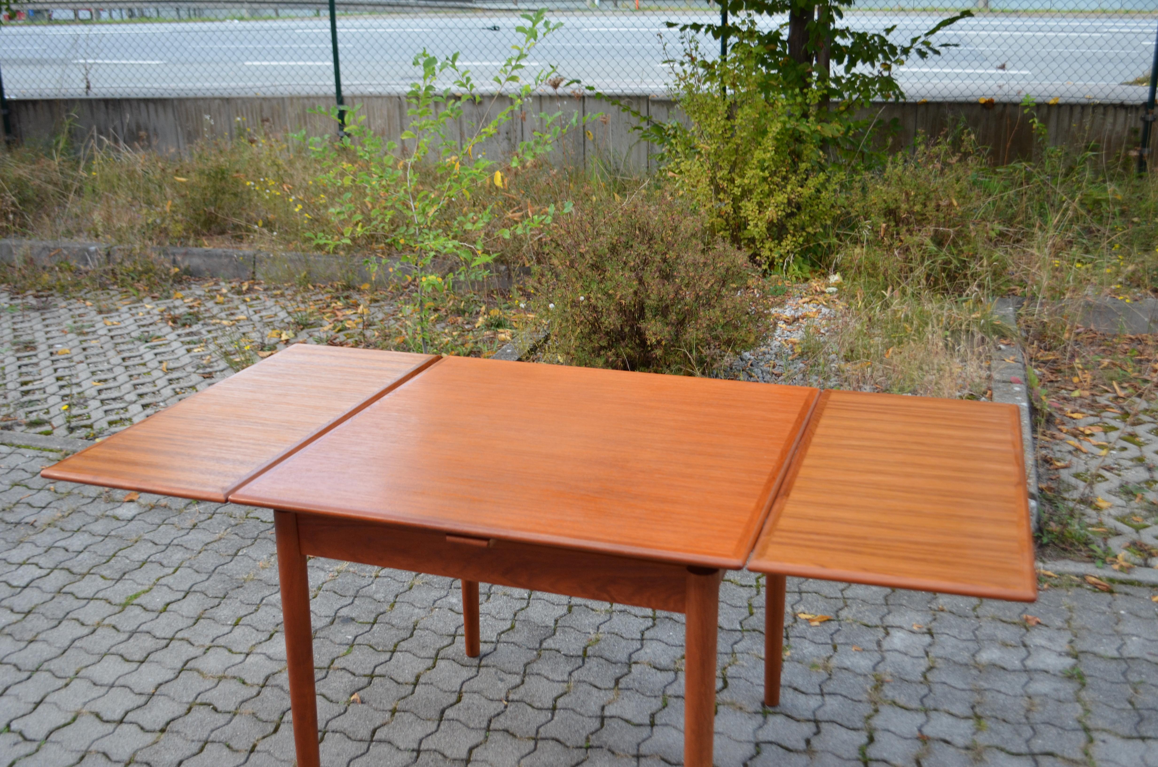 Oiled AM Ansager Mobler Danish Teak Dining Table Square extendable For Sale