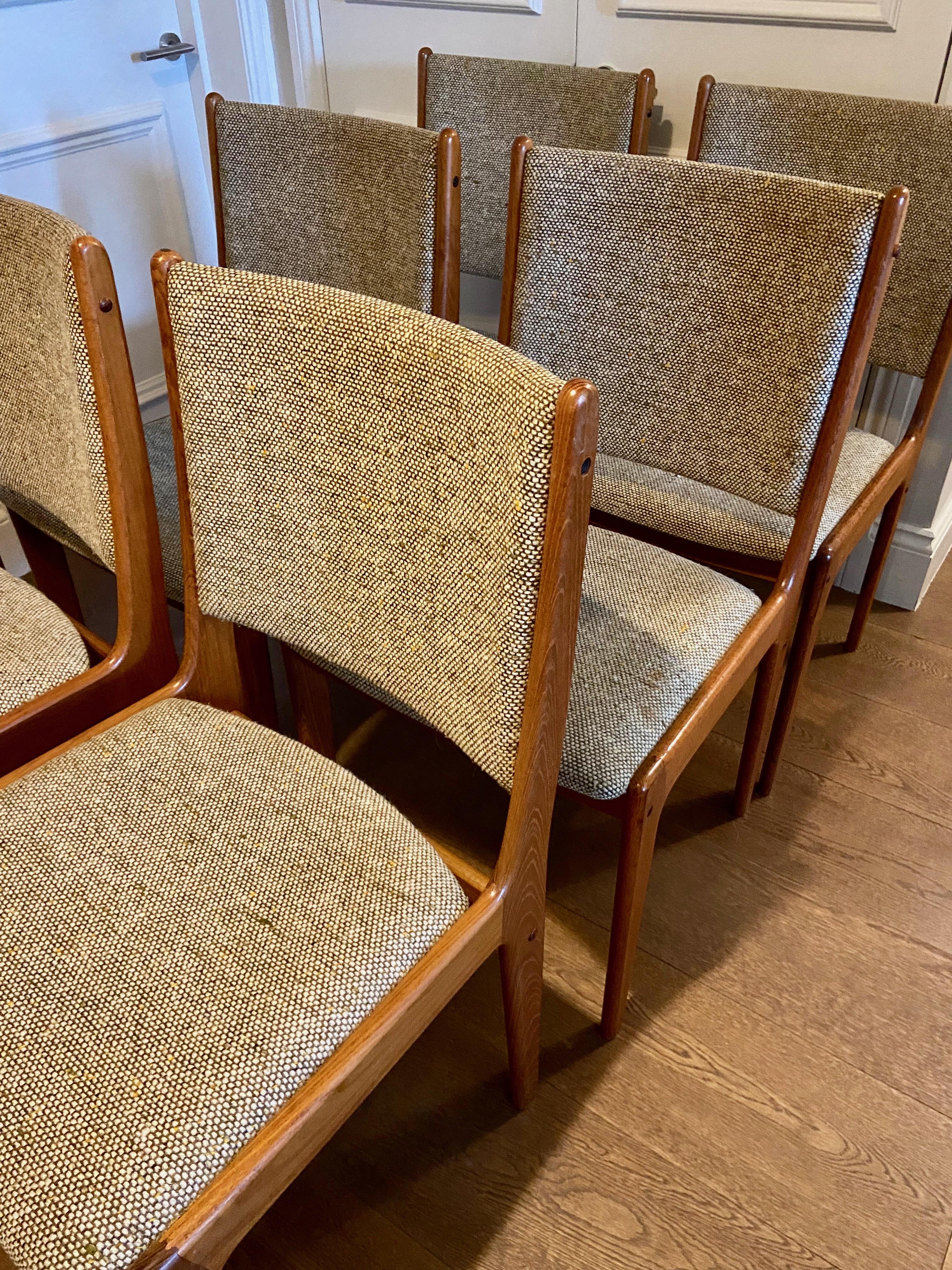 Scandinavian Modern Am Møbler Denmark Set of Six Chairs, Teak and Tweed, from the 70s'