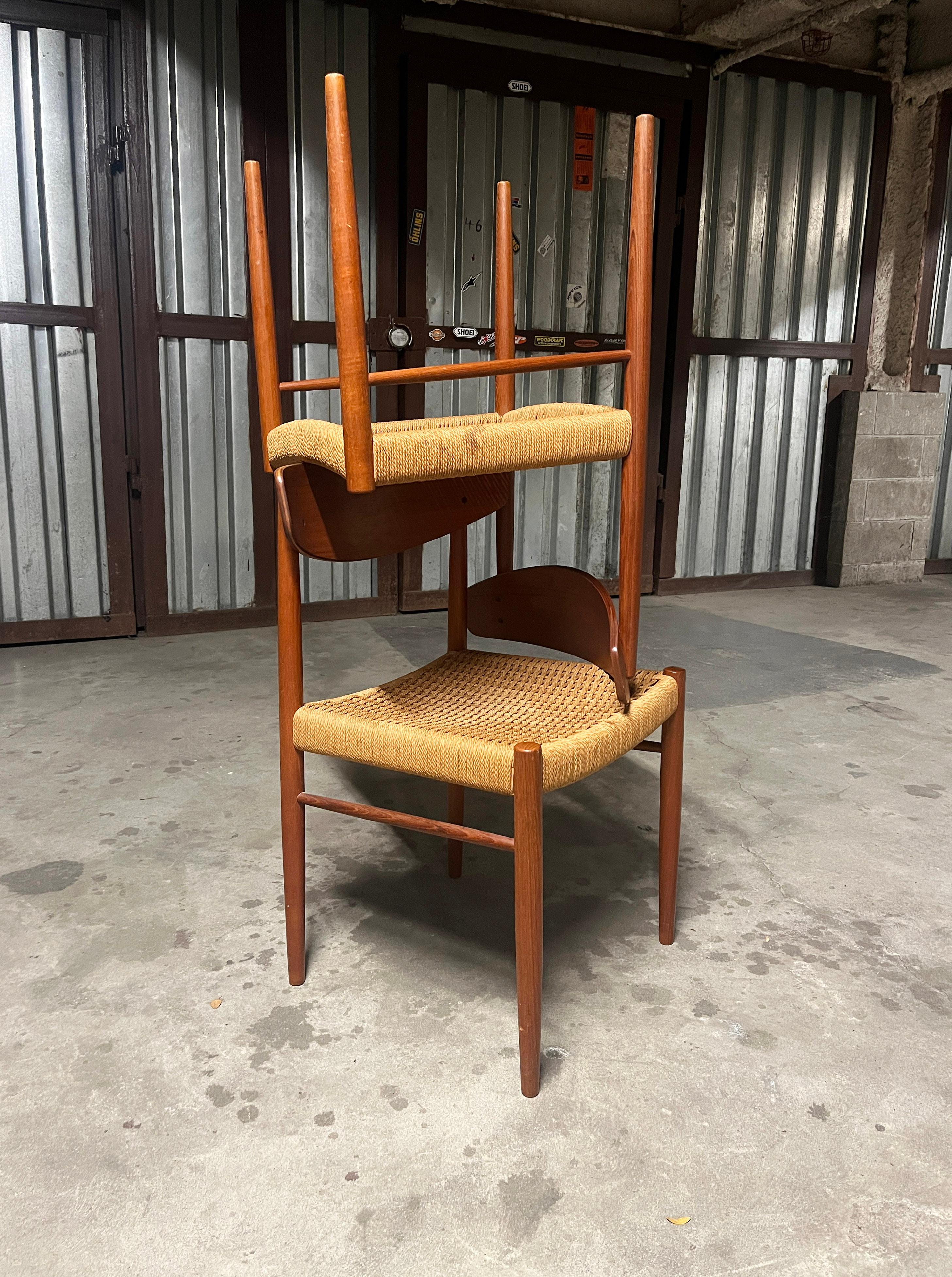 a.M. Møbler Pair of Teak and Paper Cord Side Chairs 'Model 501' 1960s 1