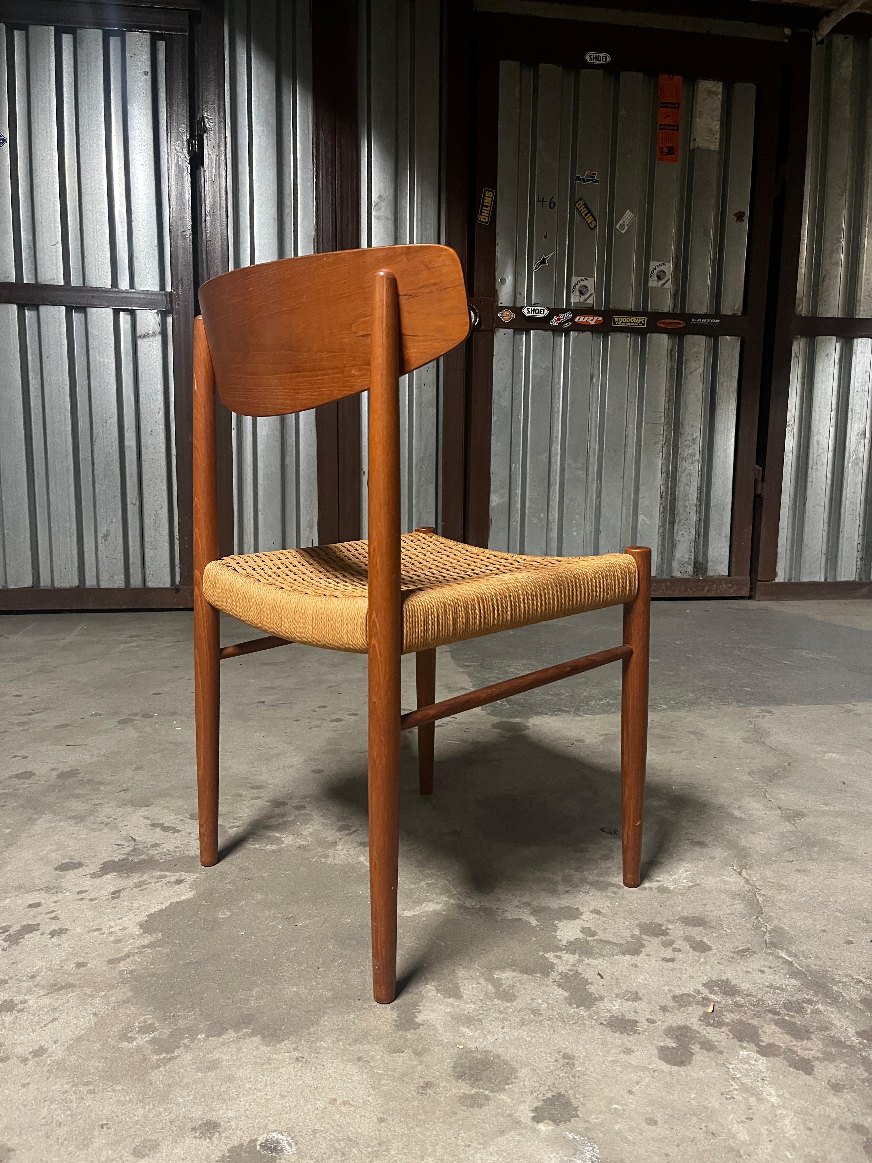 Mid-Century Modern a.M. Møbler Pair of Teak and Paper Cord Side Chairs 'Model 501' 1960s