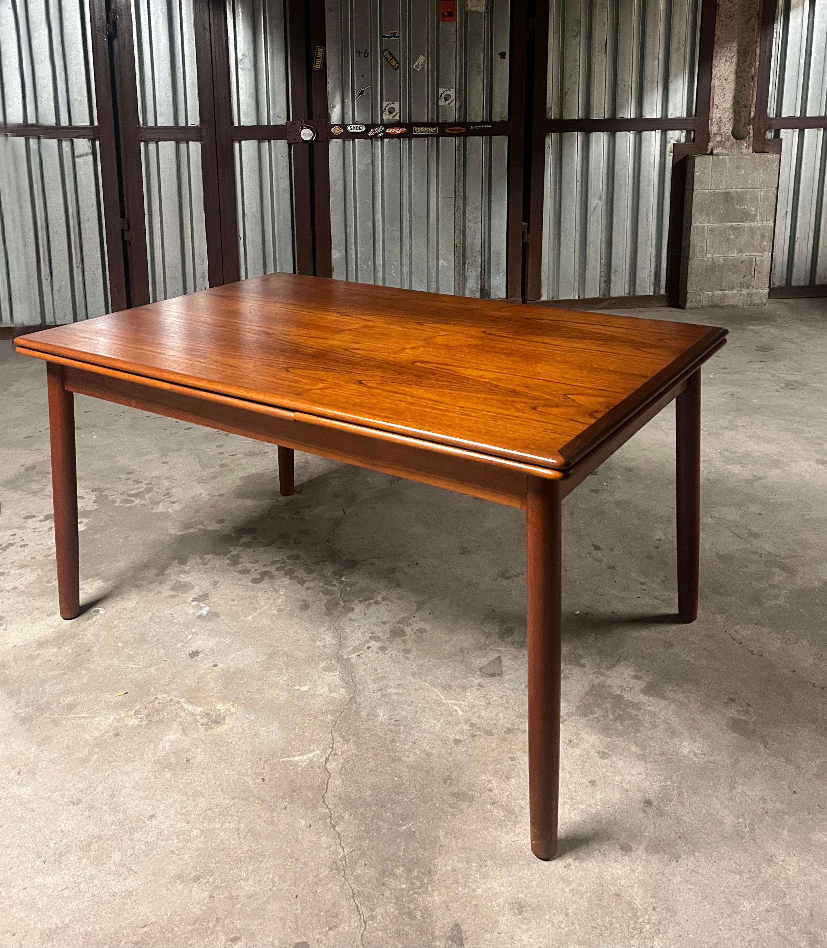 Hand-Crafted Am Mobler Danish Modern Teak Extending Dining Table, 1960s