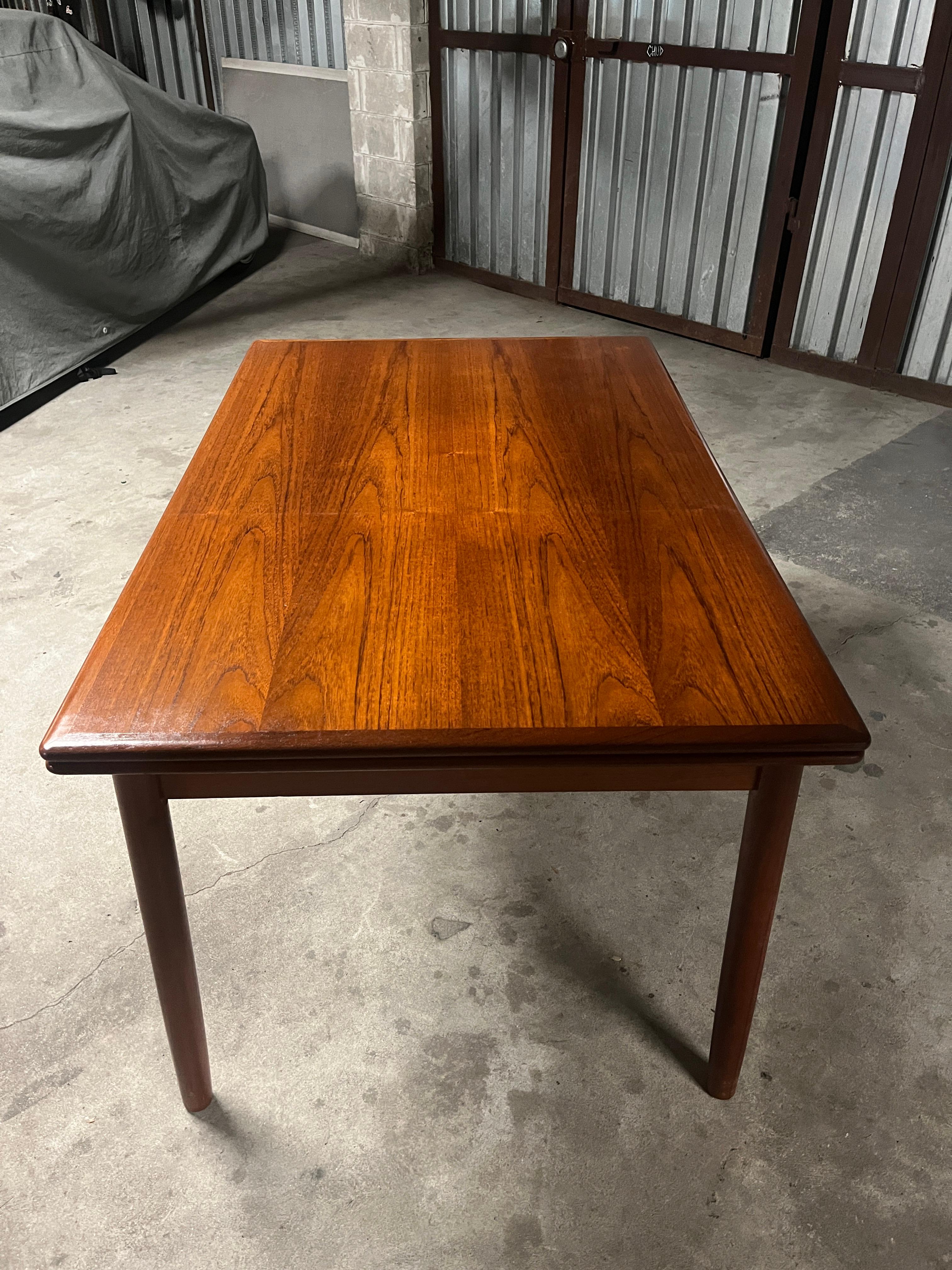 Mid-20th Century Am Mobler Danish Modern Teak Extending Dining Table, 1960s