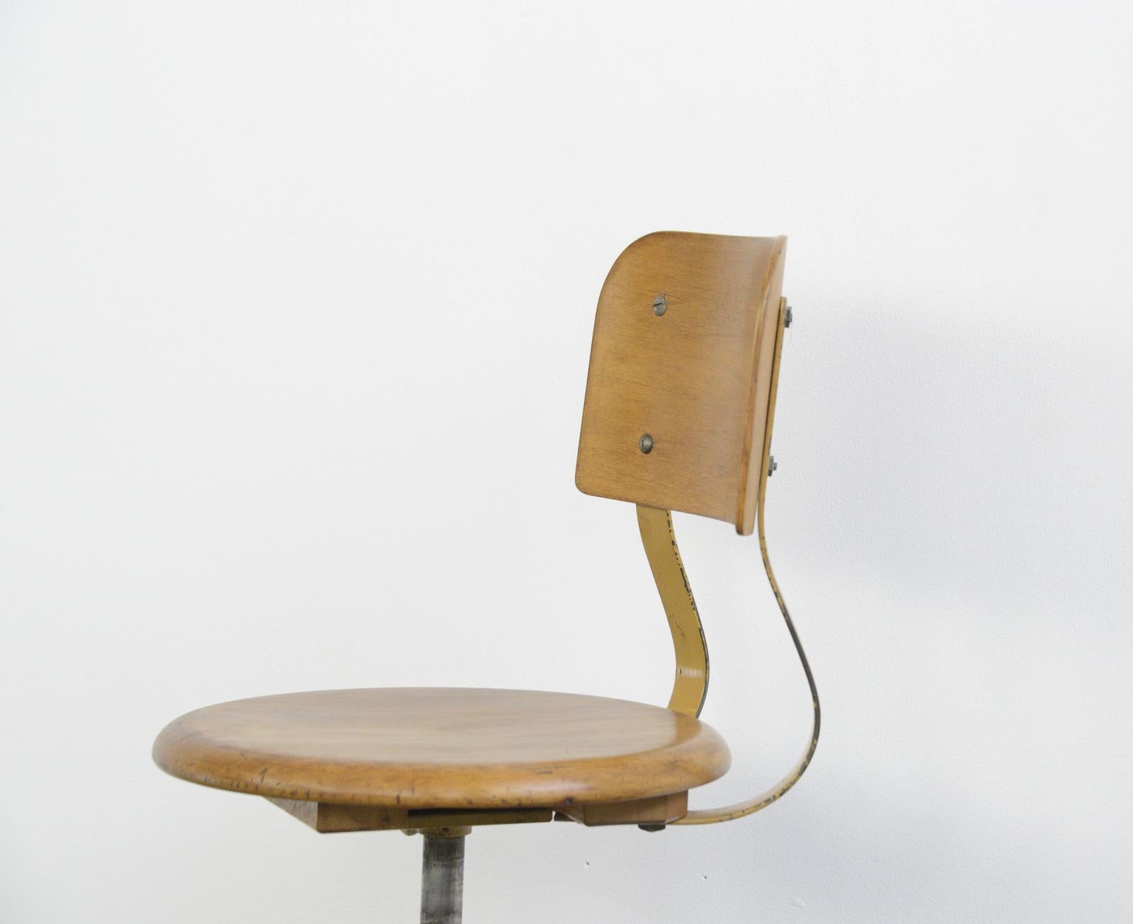 Bauhaus Ama Elastik Factory Chair, circa 1930s