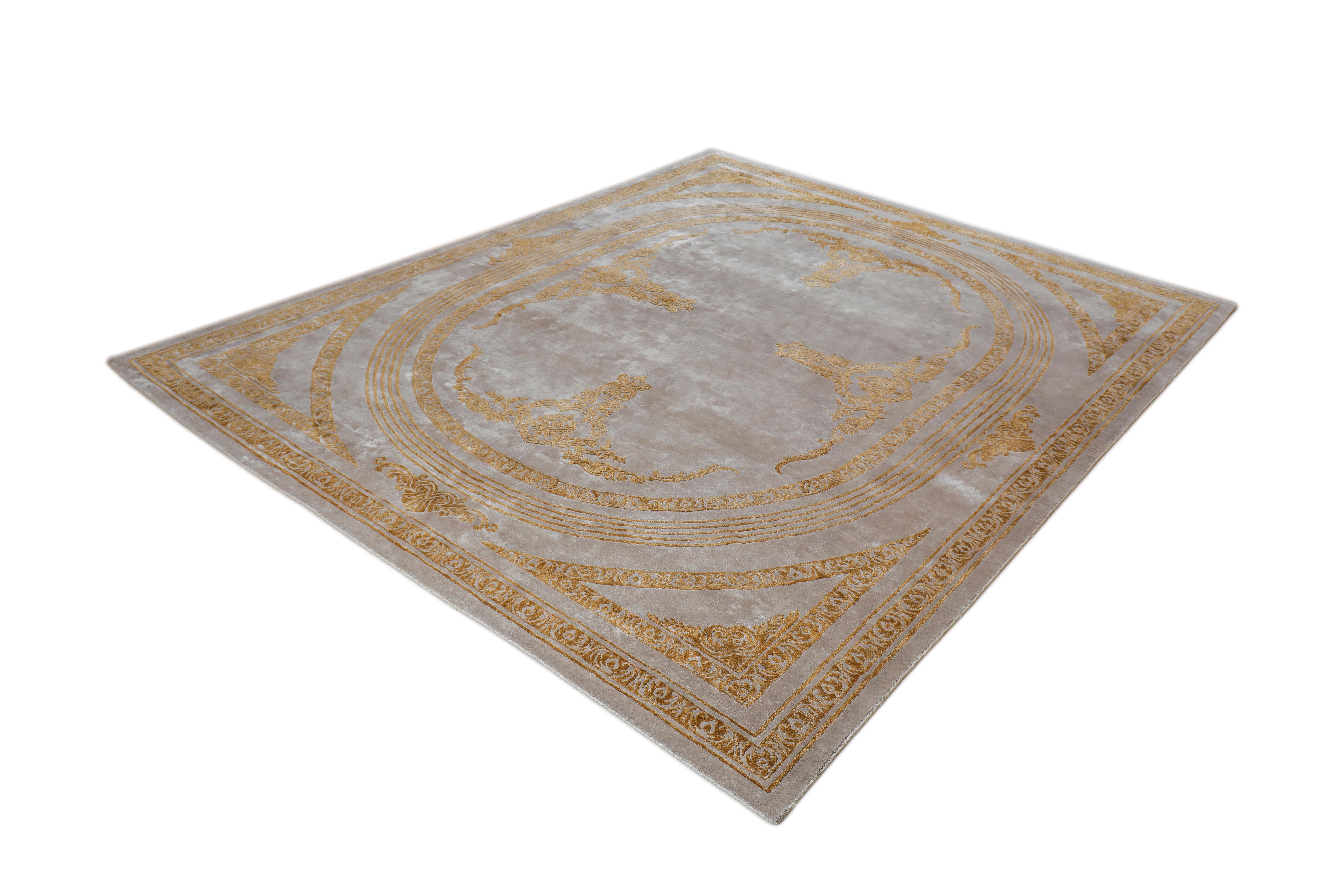 AMADEUS Handgeknüpfter Übergangs-Seidenteppich in elfenbeinfarbener Goldfarbe von Hand (Indisch) im Angebot