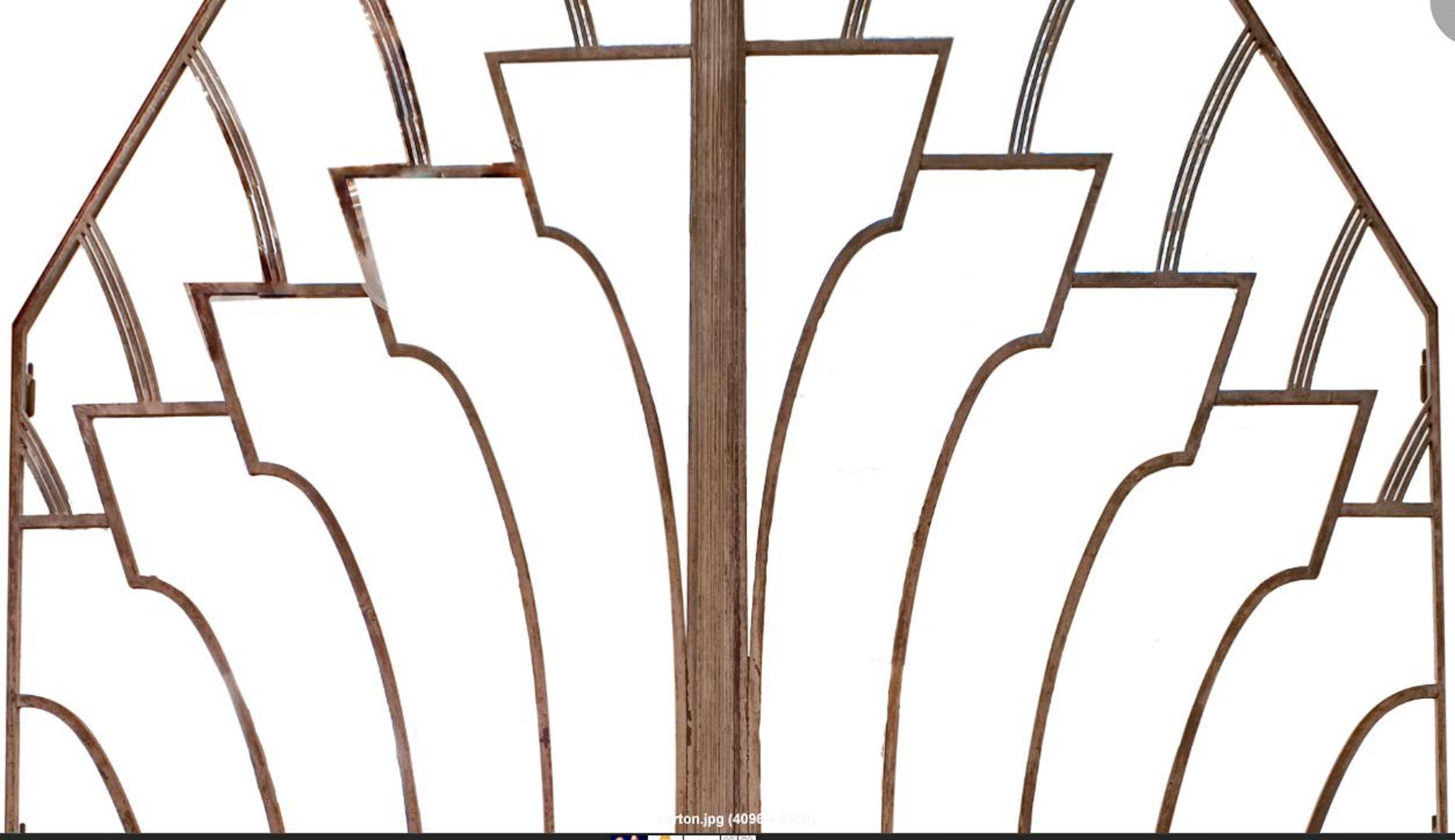 French Amaizing Art Deco Gate in Iron, France, 1920 For Sale