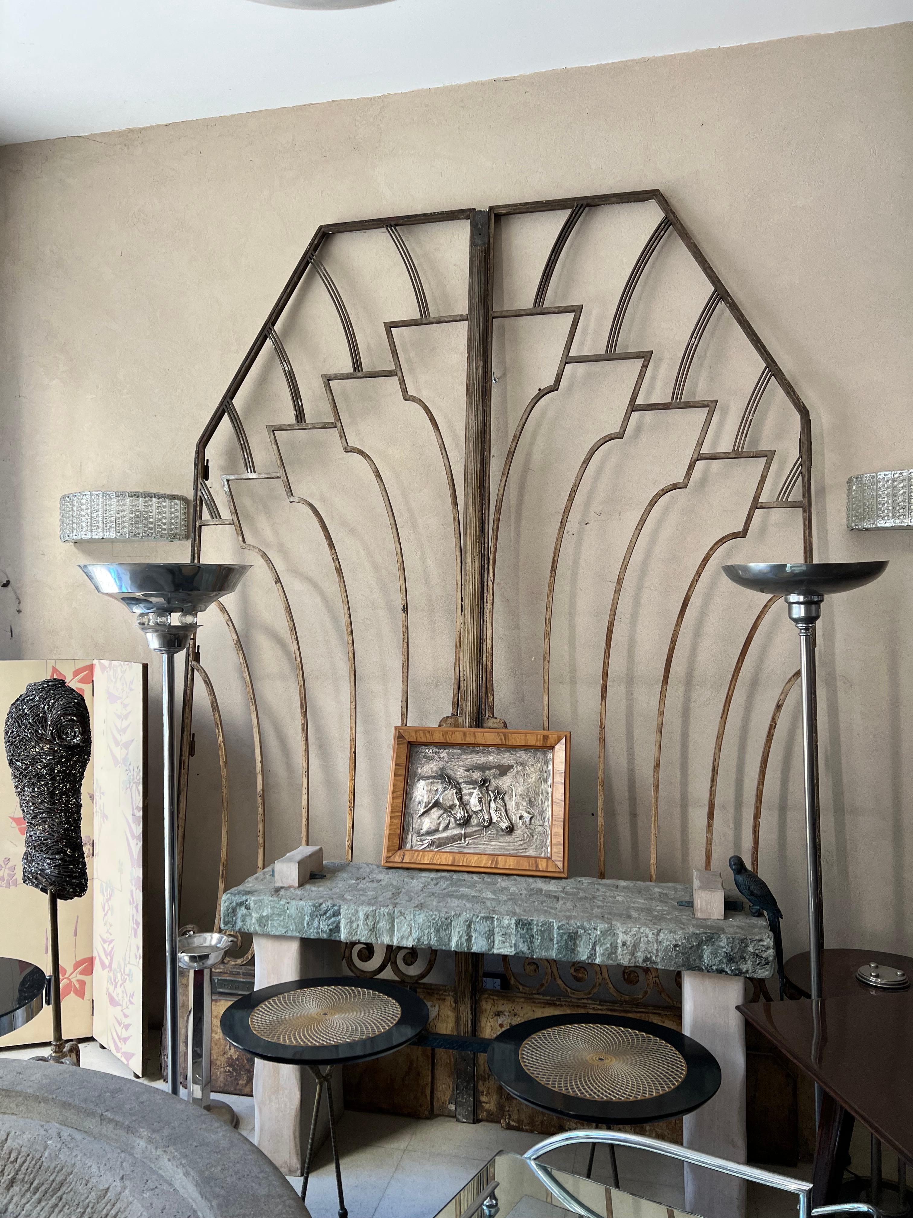 Early 20th Century Amaizing Art Deco Gate in Iron, France, 1920 For Sale