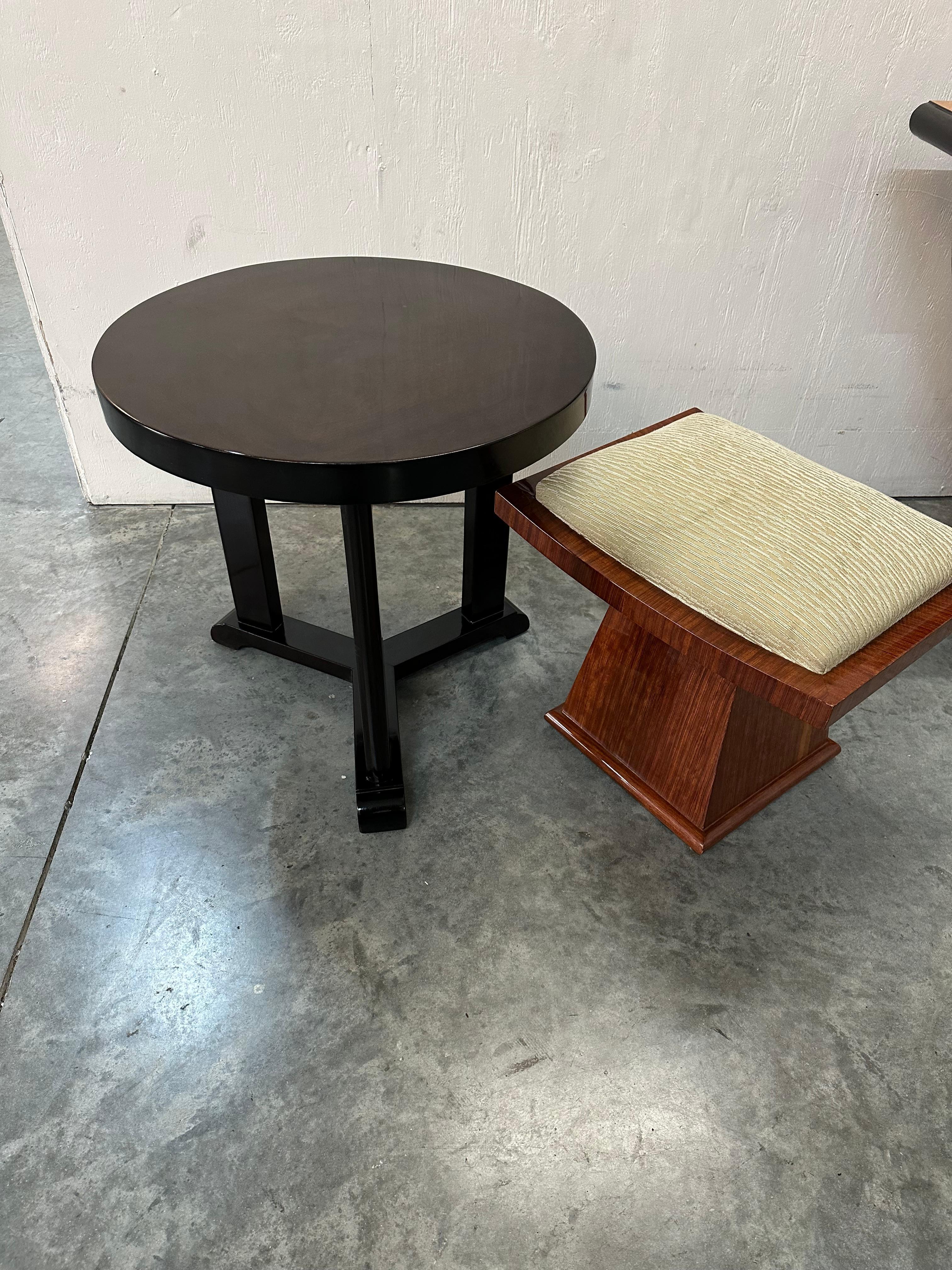 Amaizing Art Deco, Table in Wood , France, 1930 For Sale 6