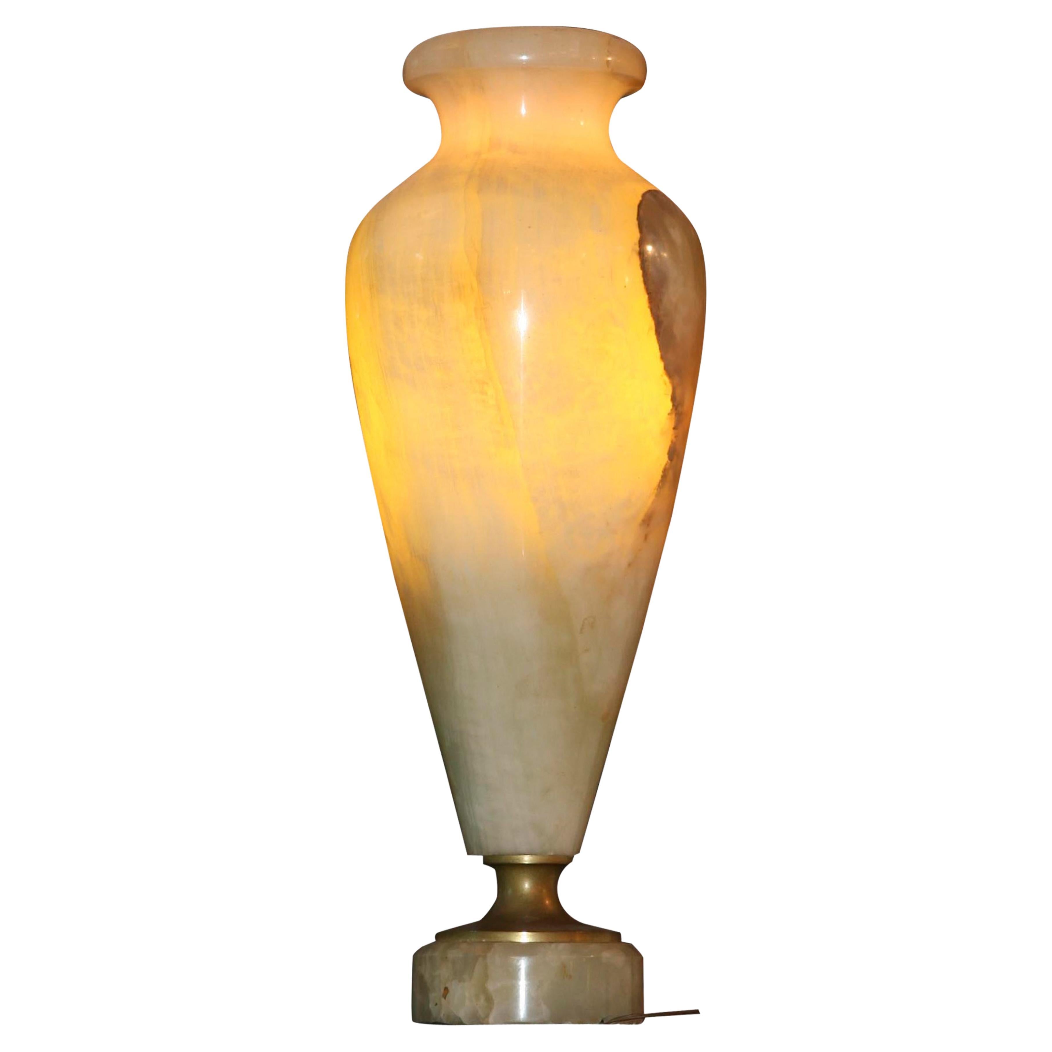 Amaizing Art deco Table Lamp in Marble, 1920, made in France For Sale